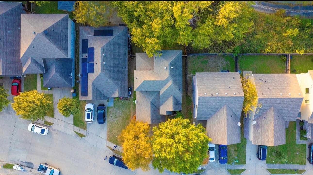 3521 Apple Valley Way