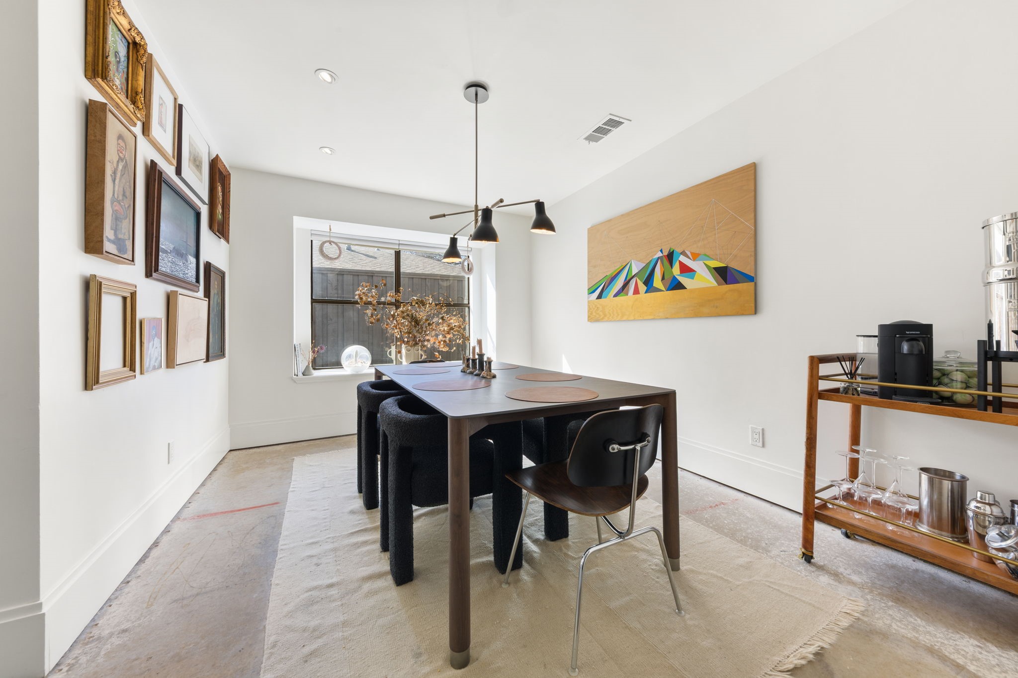 4932 Hollow Ridge
