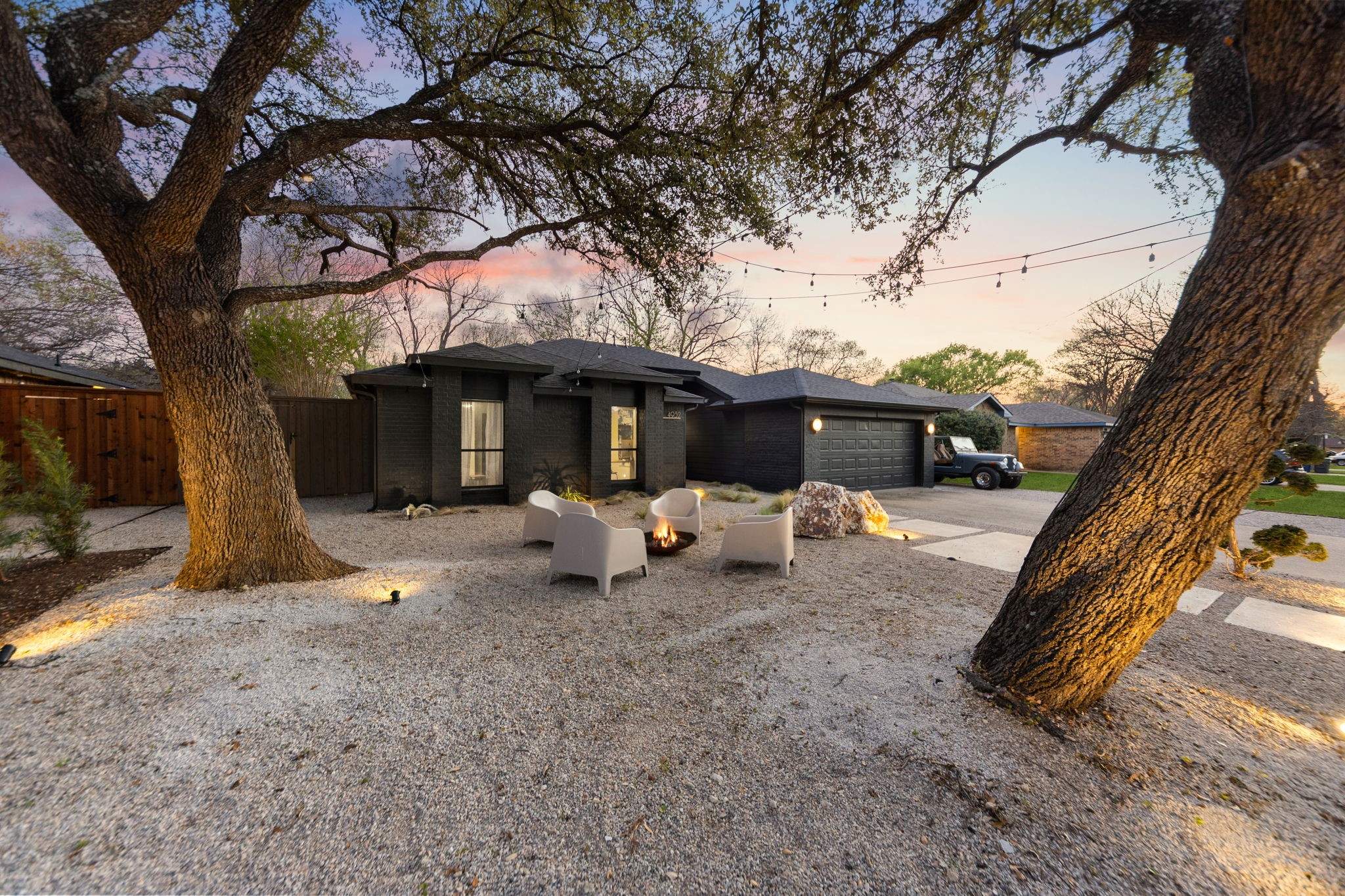 4932 Hollow Ridge