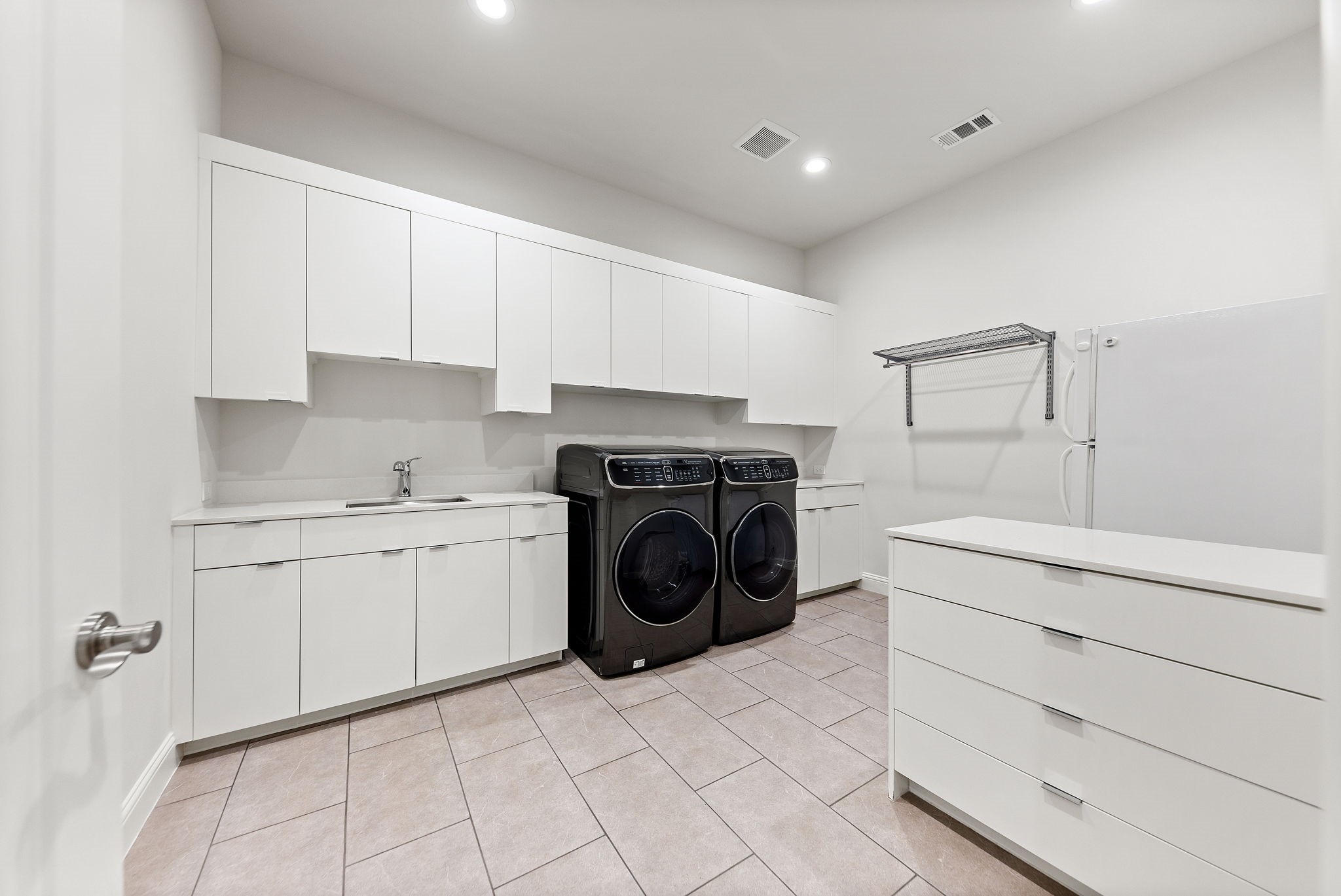 4028 Courtshire Drive