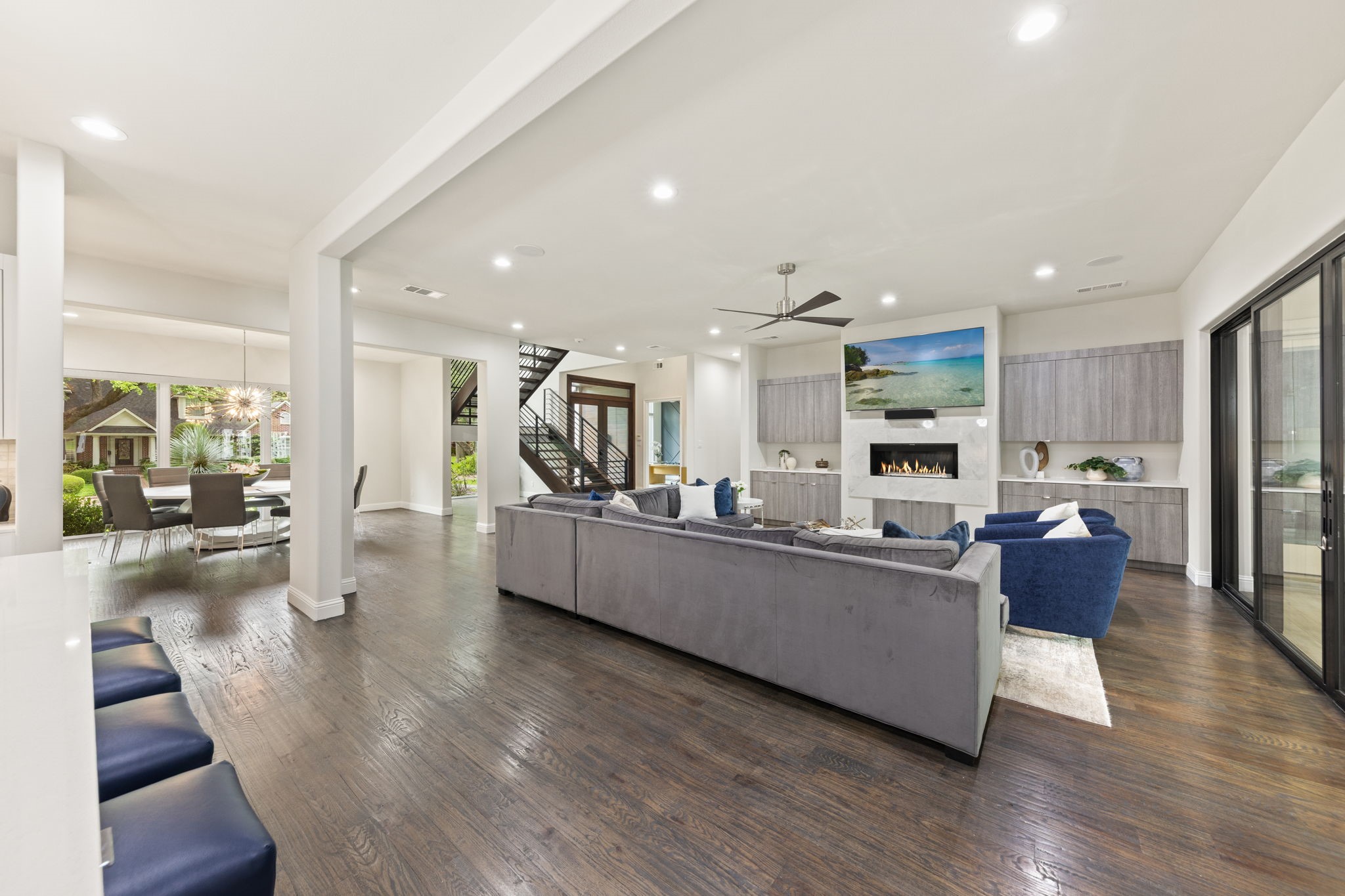 4028 Courtshire Drive