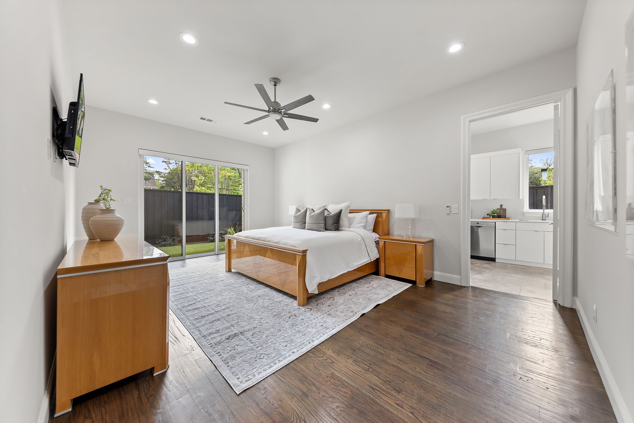 4028 Courtshire Drive