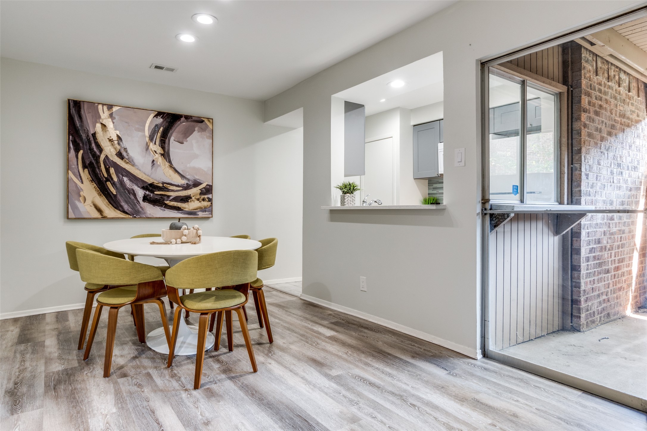 5130 Amesbury Drive 103