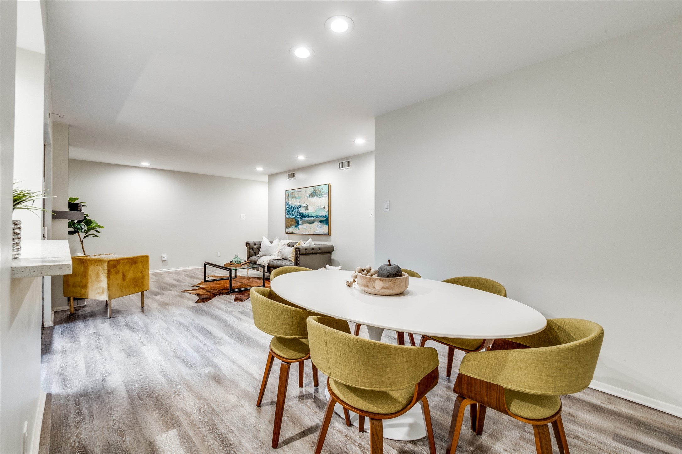 5130 Amesbury Drive 103