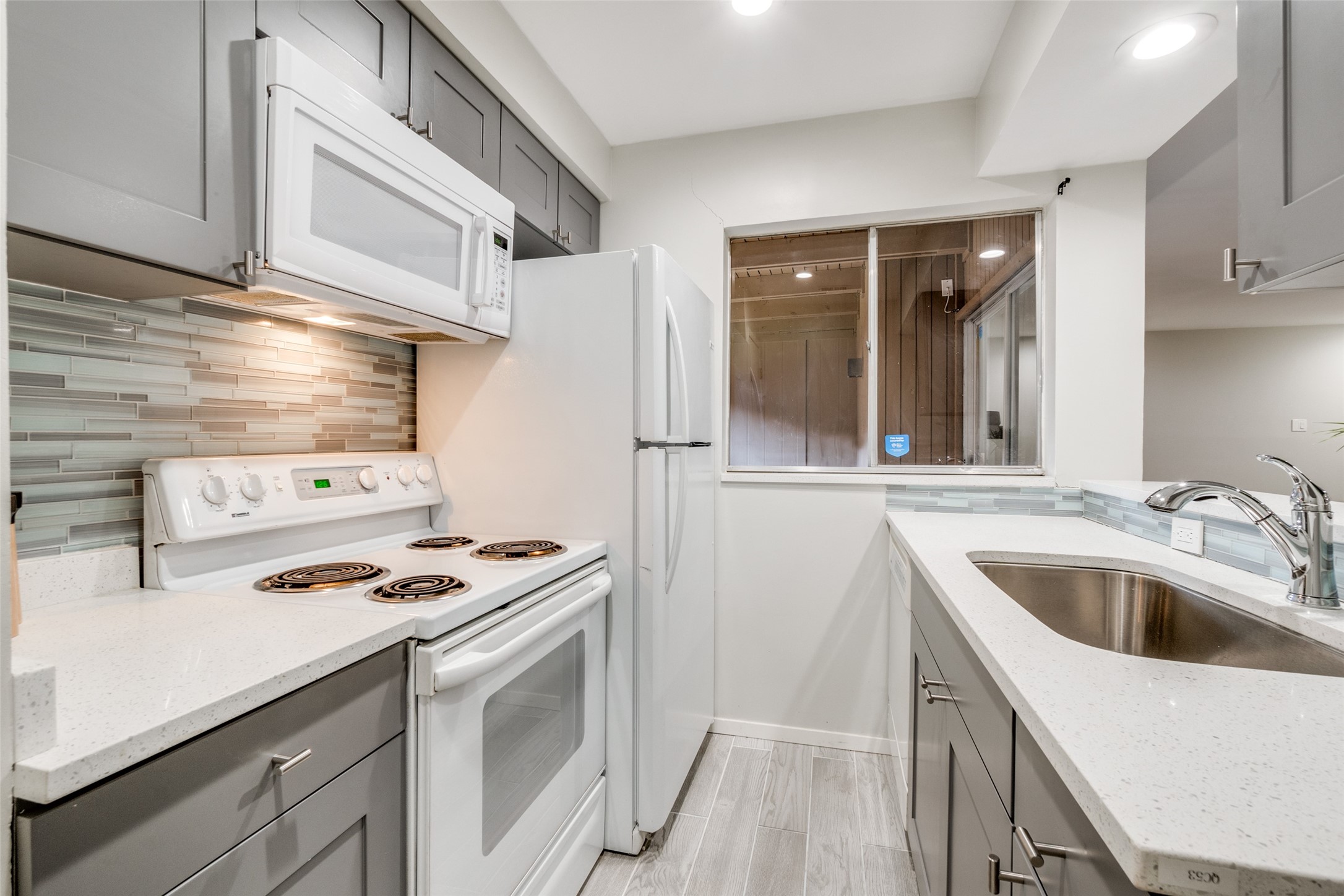 5130 Amesbury Drive 103