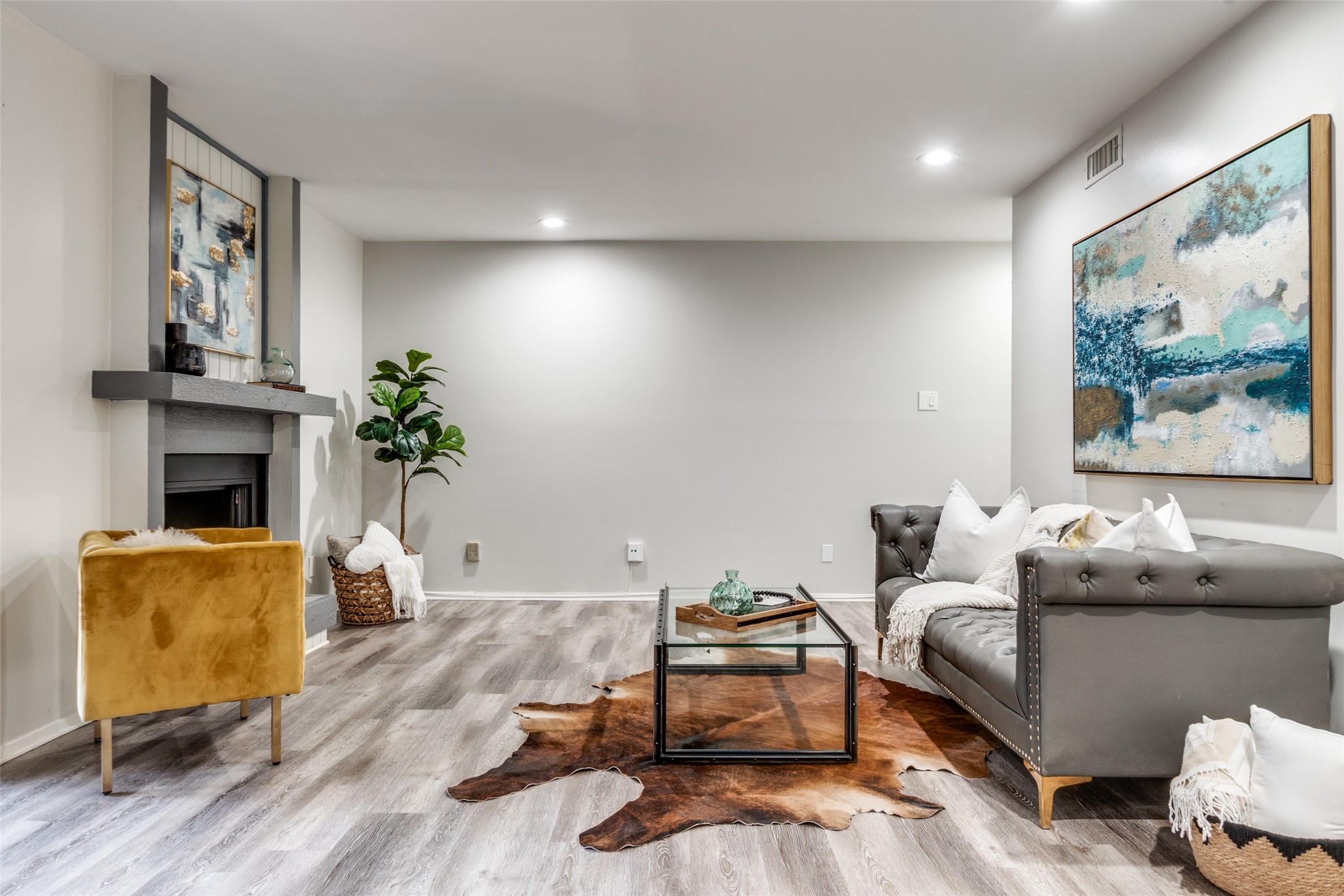 5130 Amesbury Drive 103