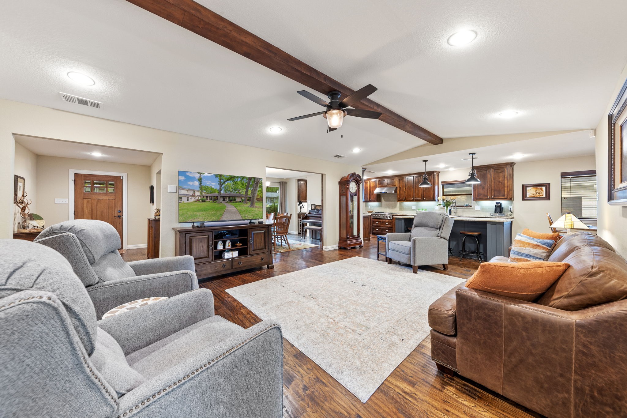 8214 San Leandro Drive