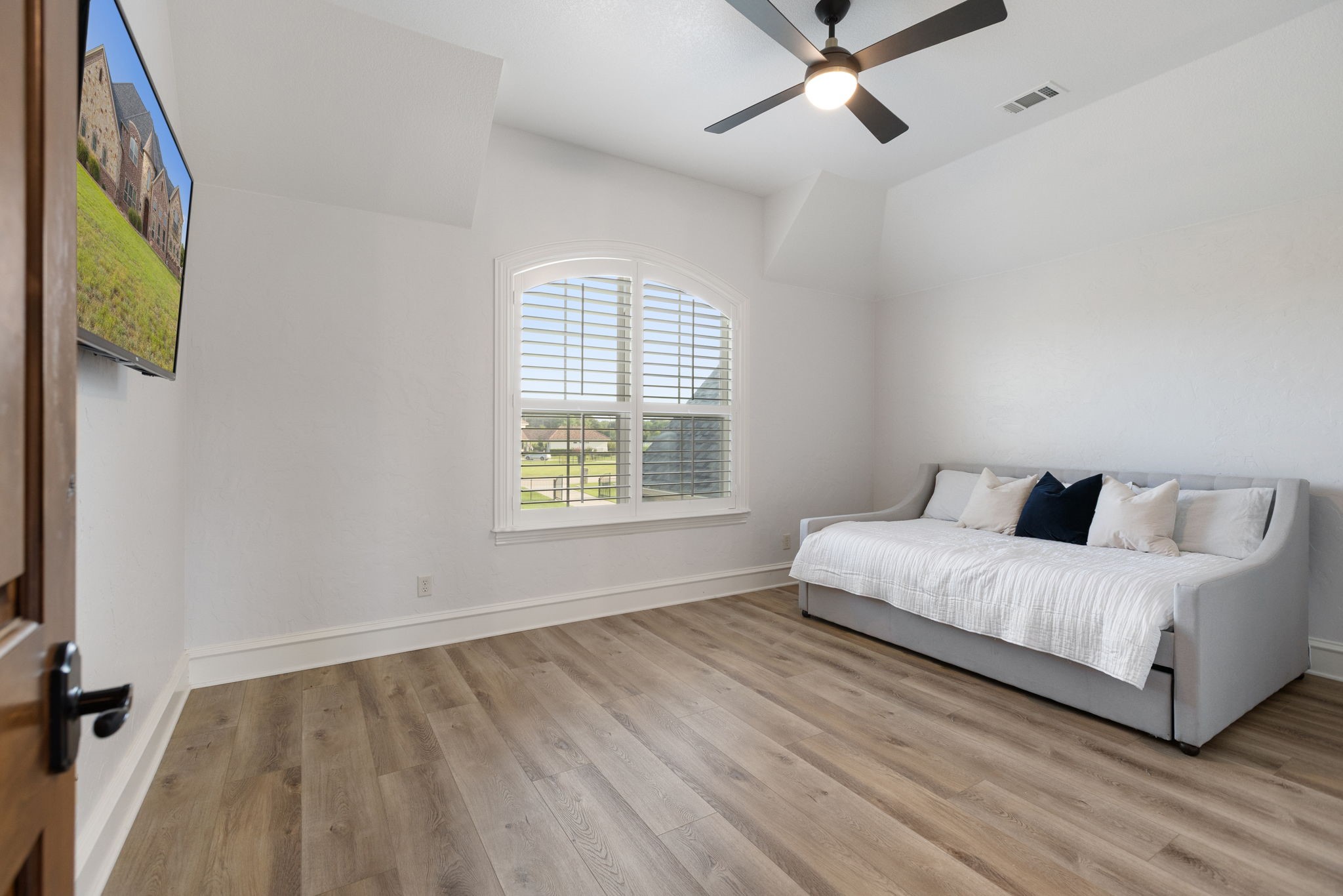 1311 Appaloosa Circle