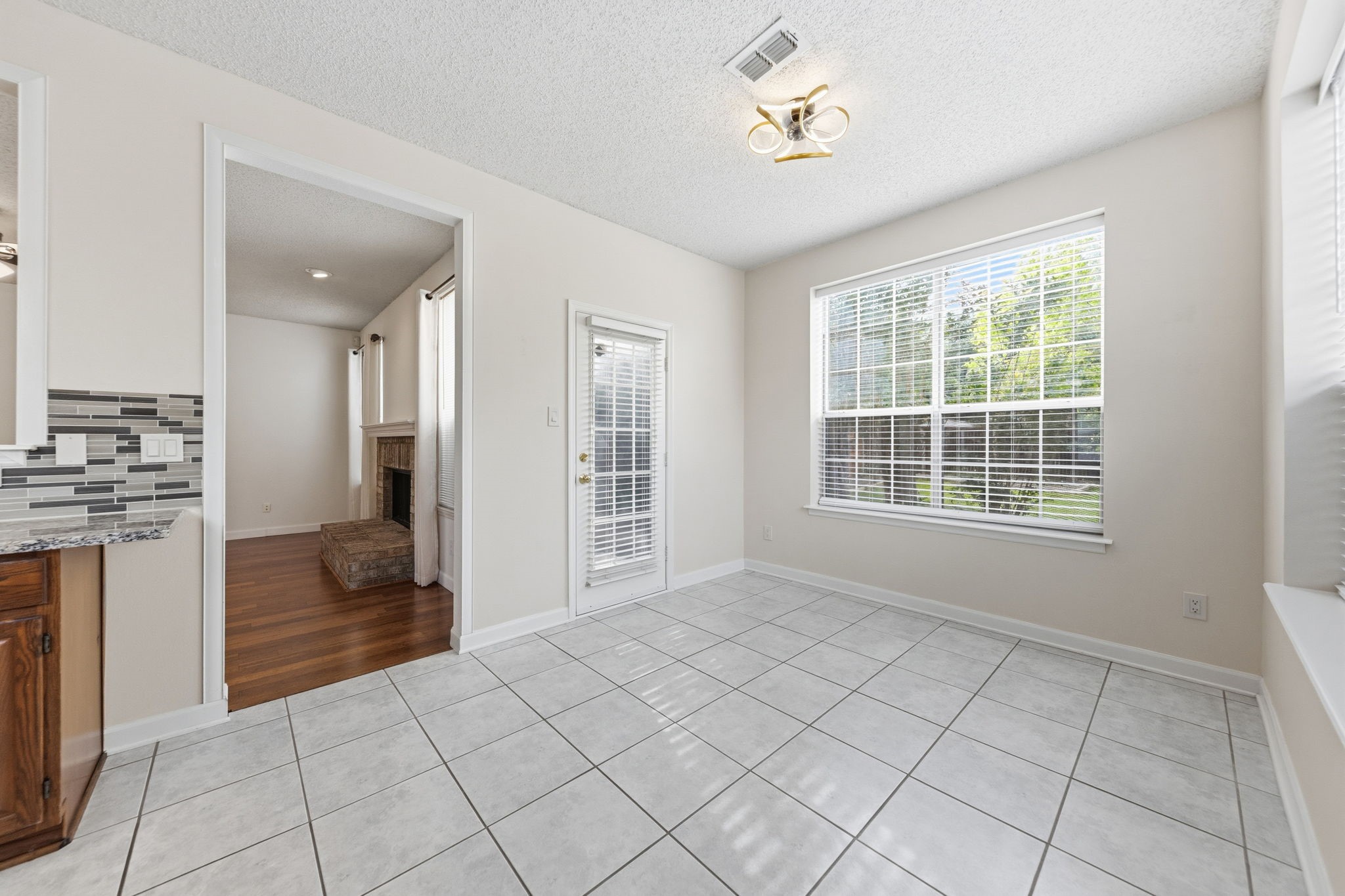 4325 Lavaca Drive