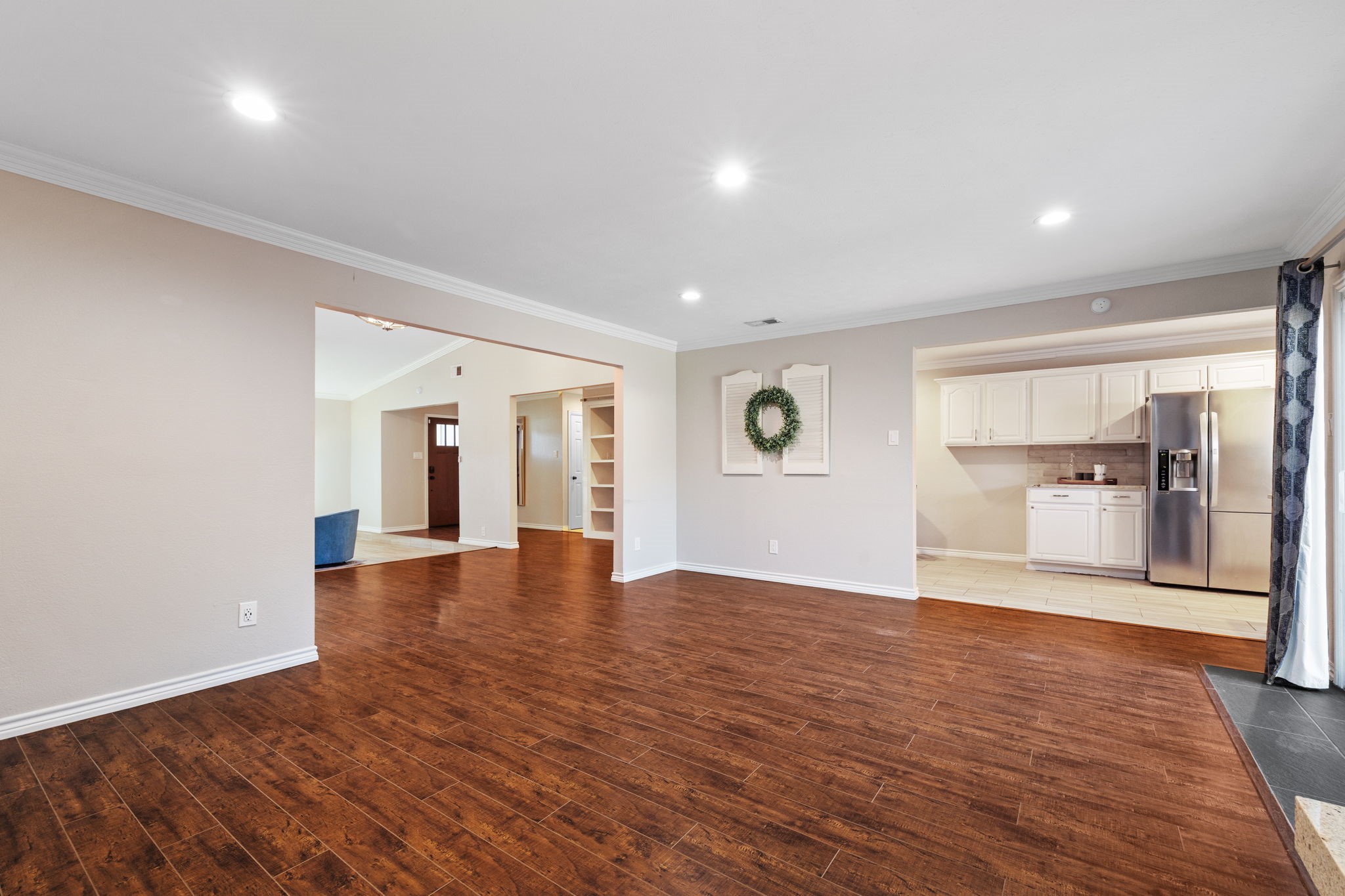 8605 Grumman Drive