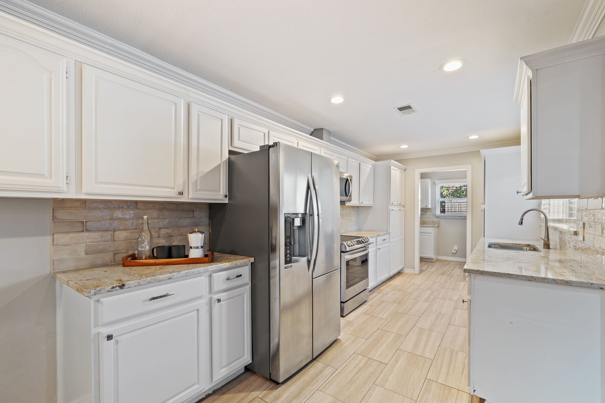 8605 Grumman Drive