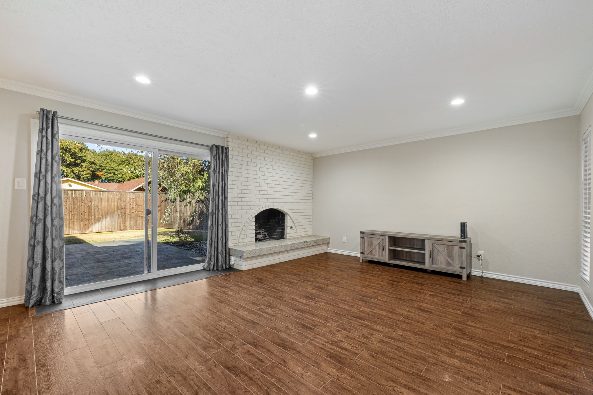 8605 Grumman Drive