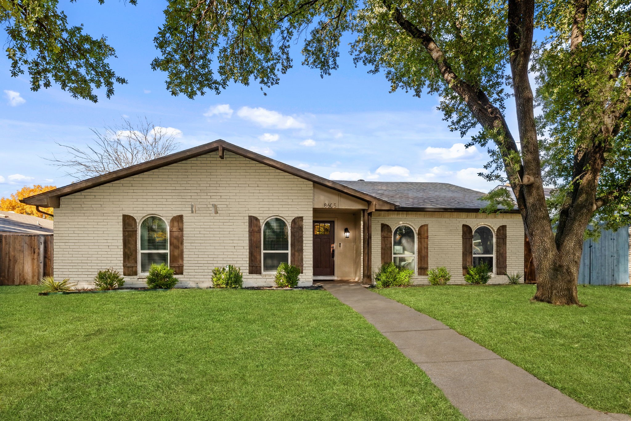 8605 Grumman Drive