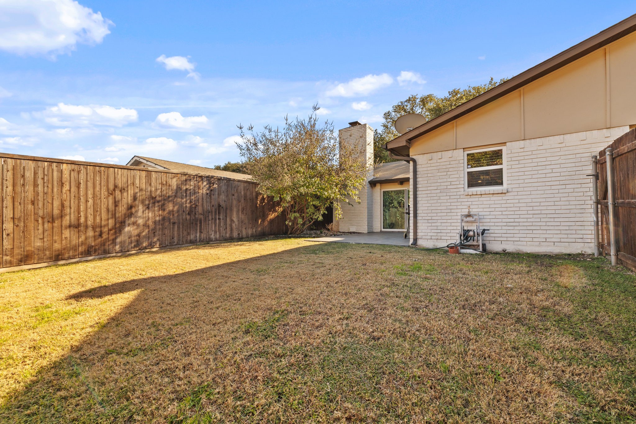 8605 Grumman Drive