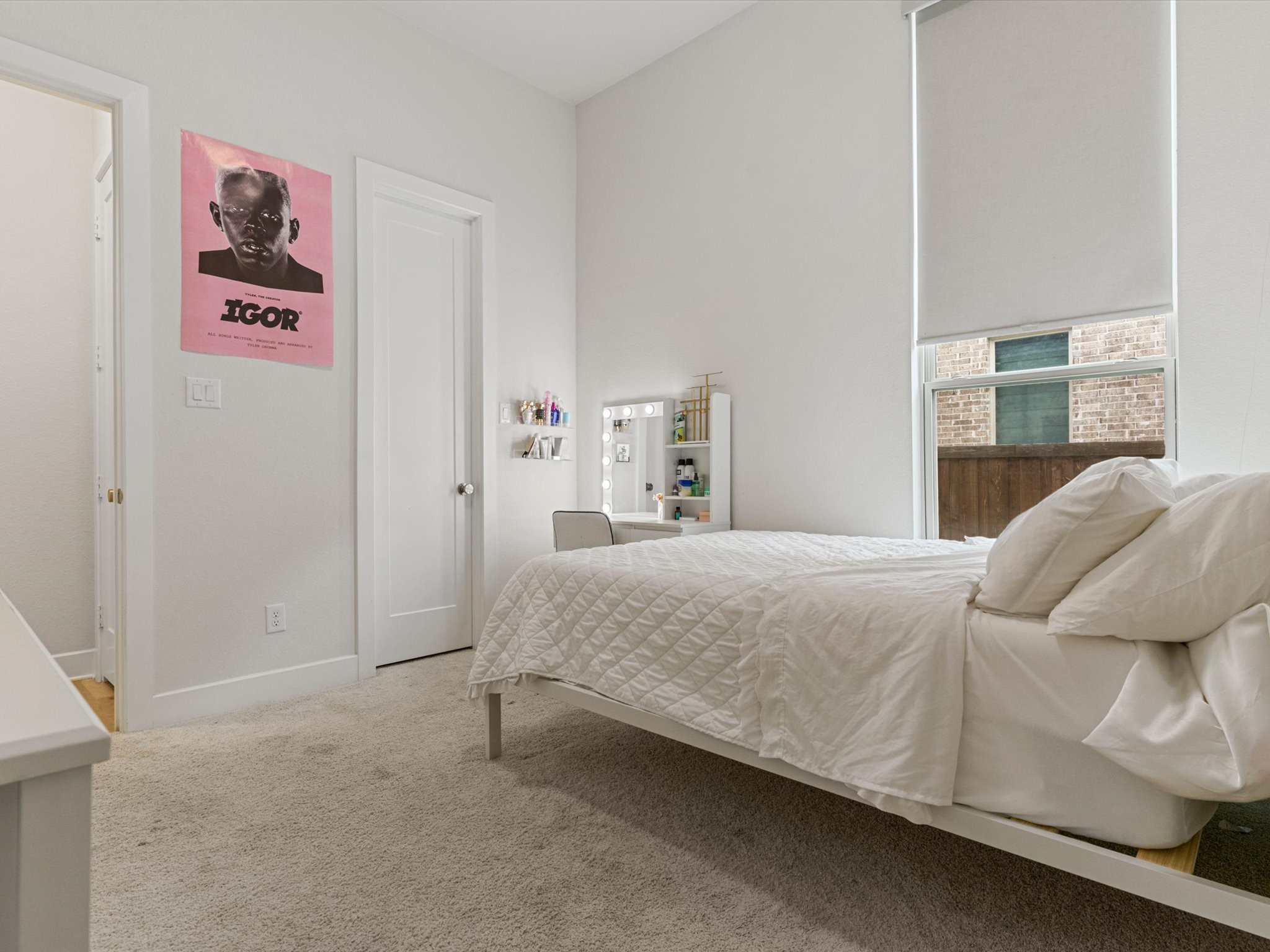 2370 Rainforest Drive