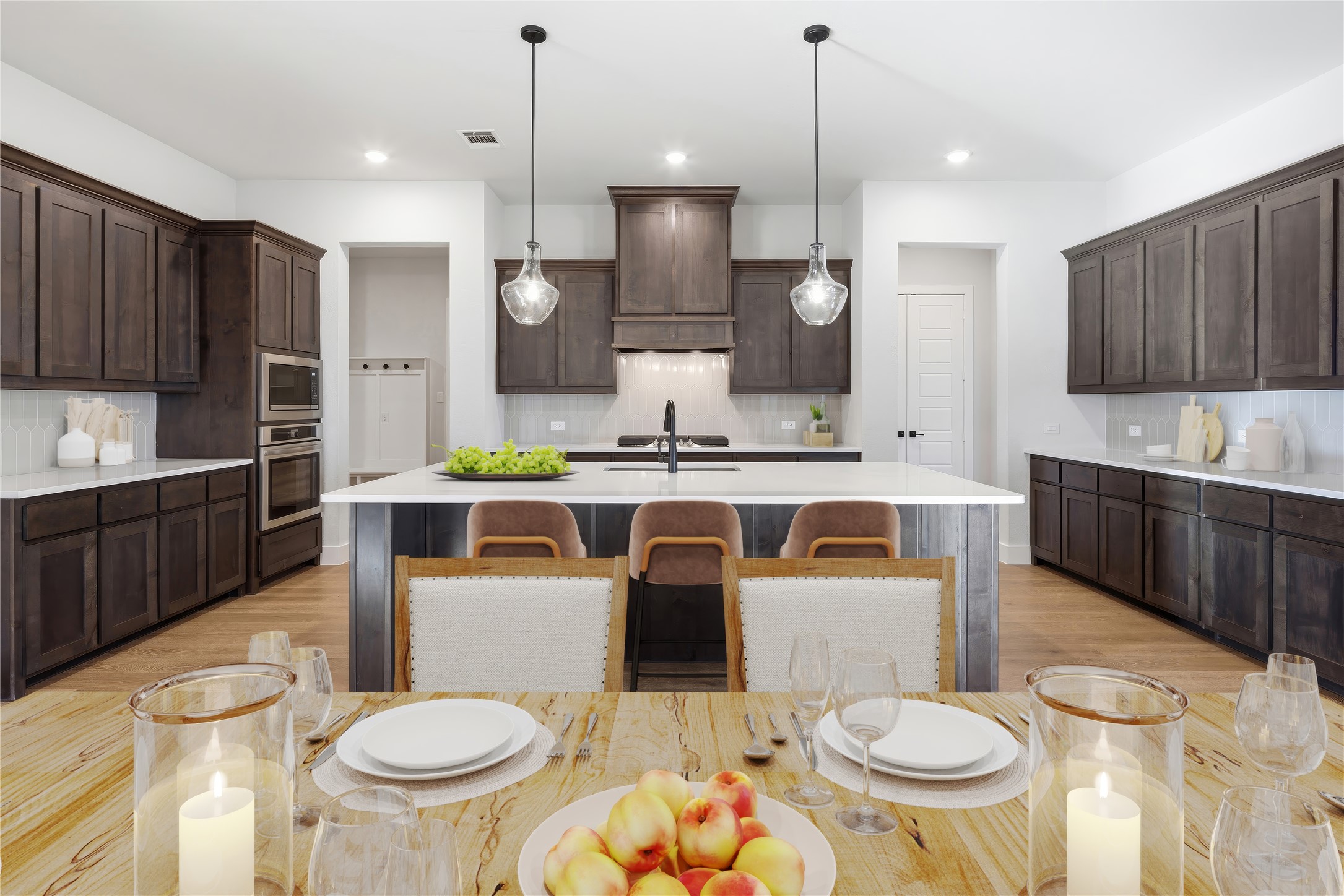 2321 Aleman Street