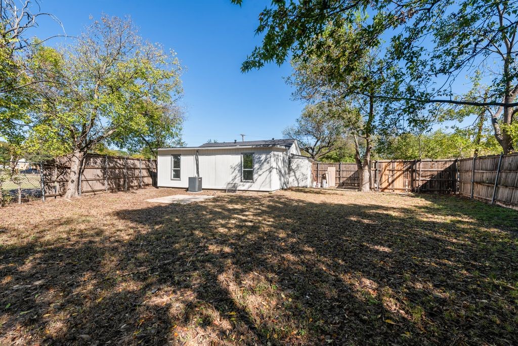 1802 Gus Thomasson Road
