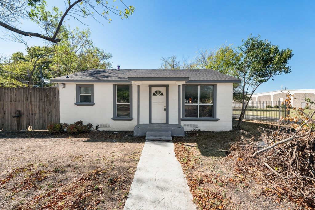 1802 Gus Thomasson Road