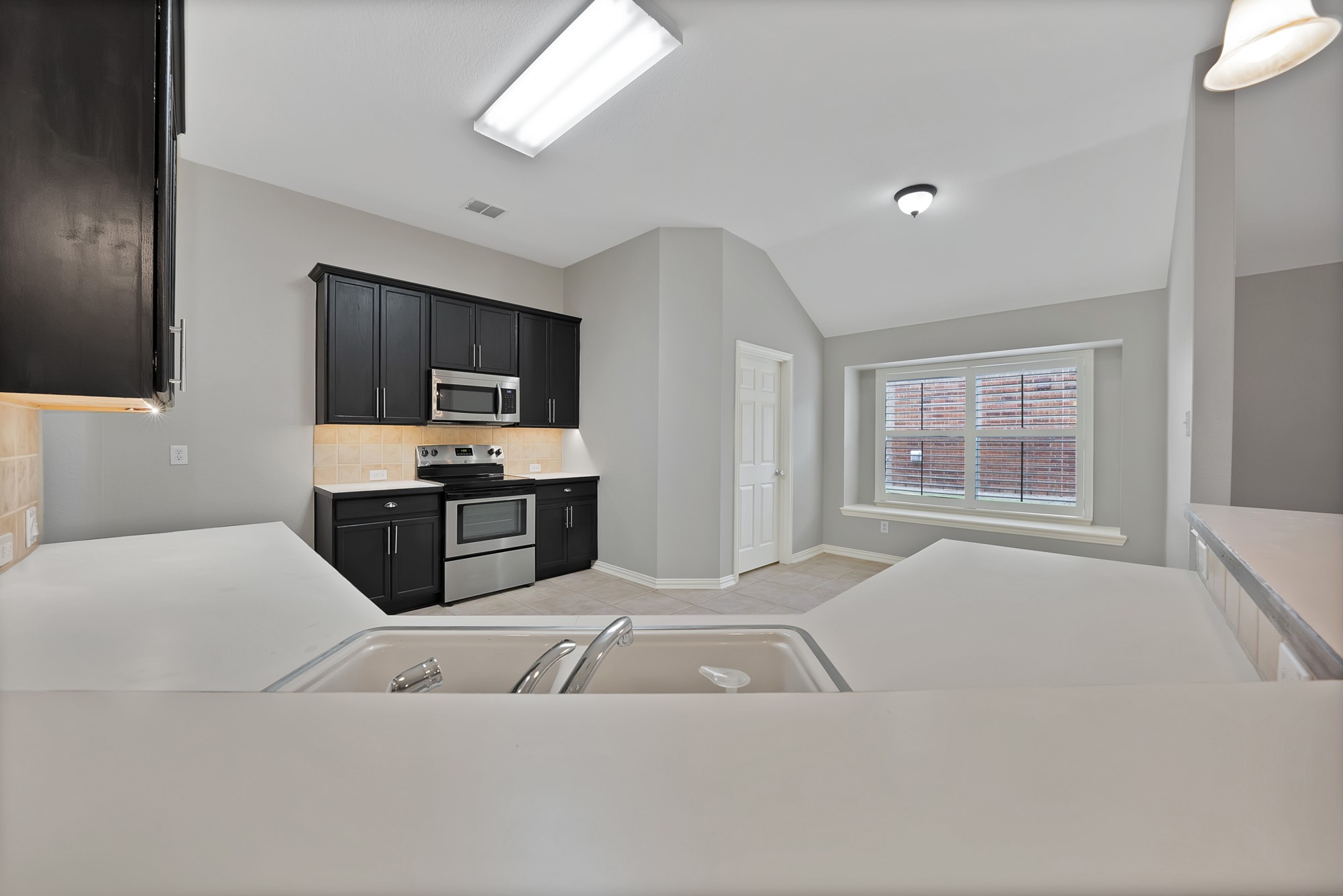 2805 Enchanted Eve Drive