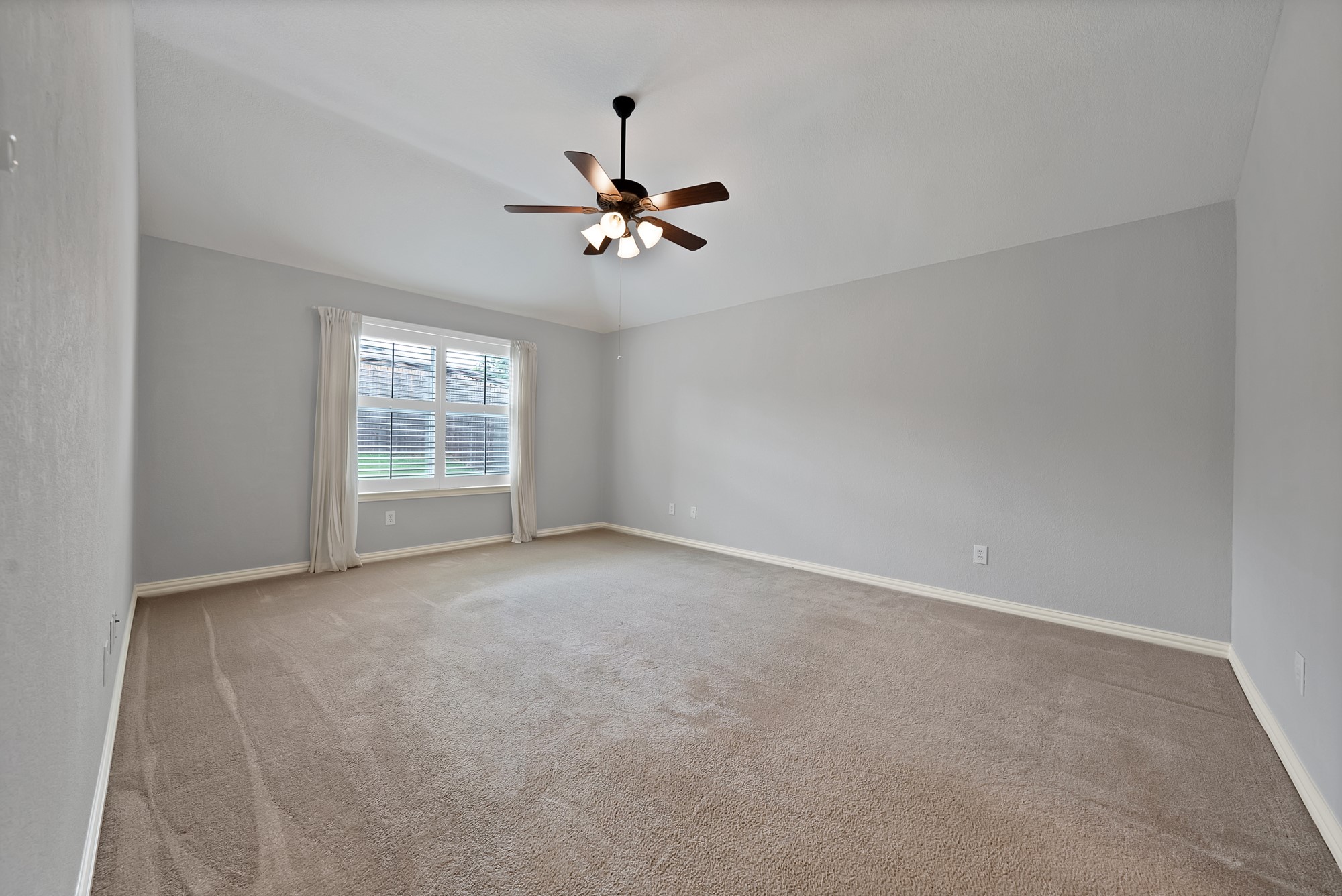 2805 Enchanted Eve Drive