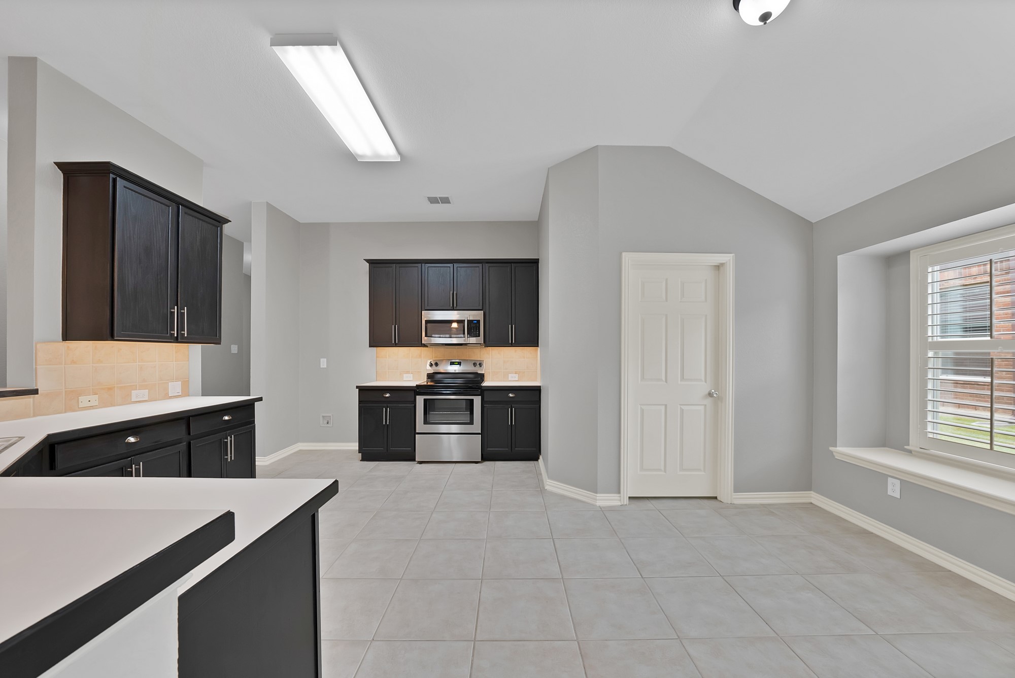 2805 Enchanted Eve Drive