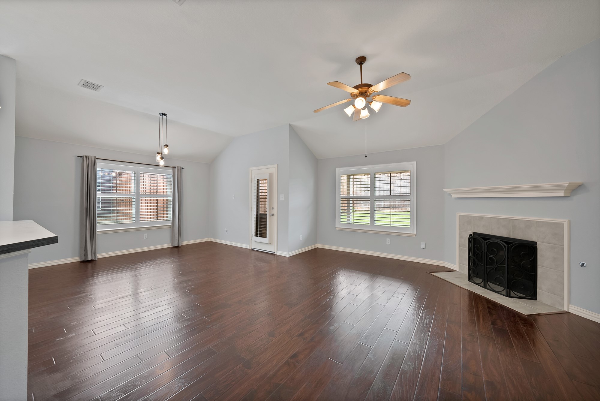 2805 Enchanted Eve Drive