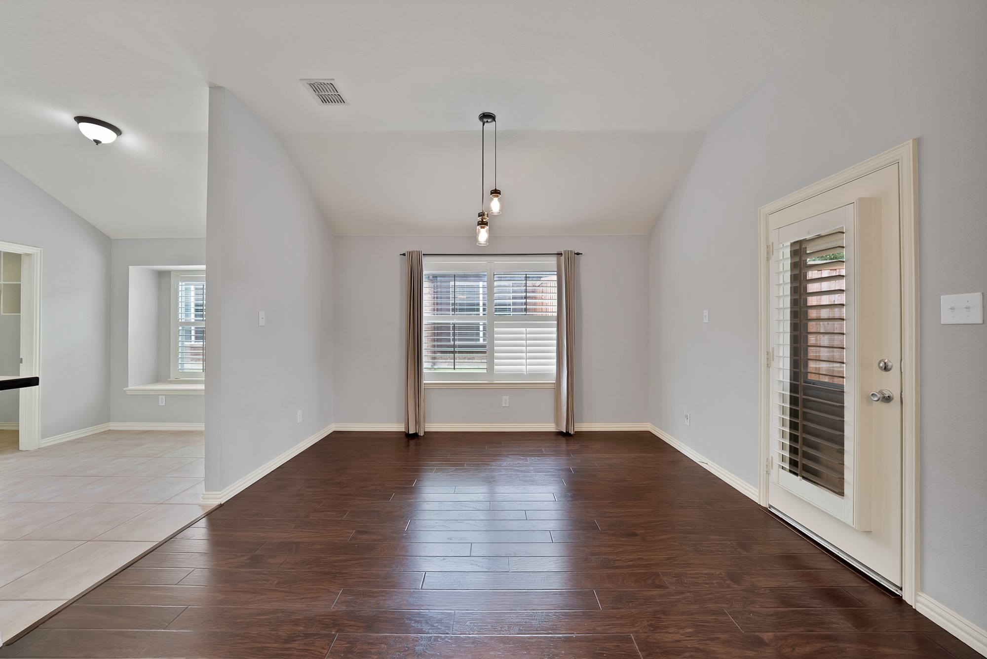 2805 Enchanted Eve Drive