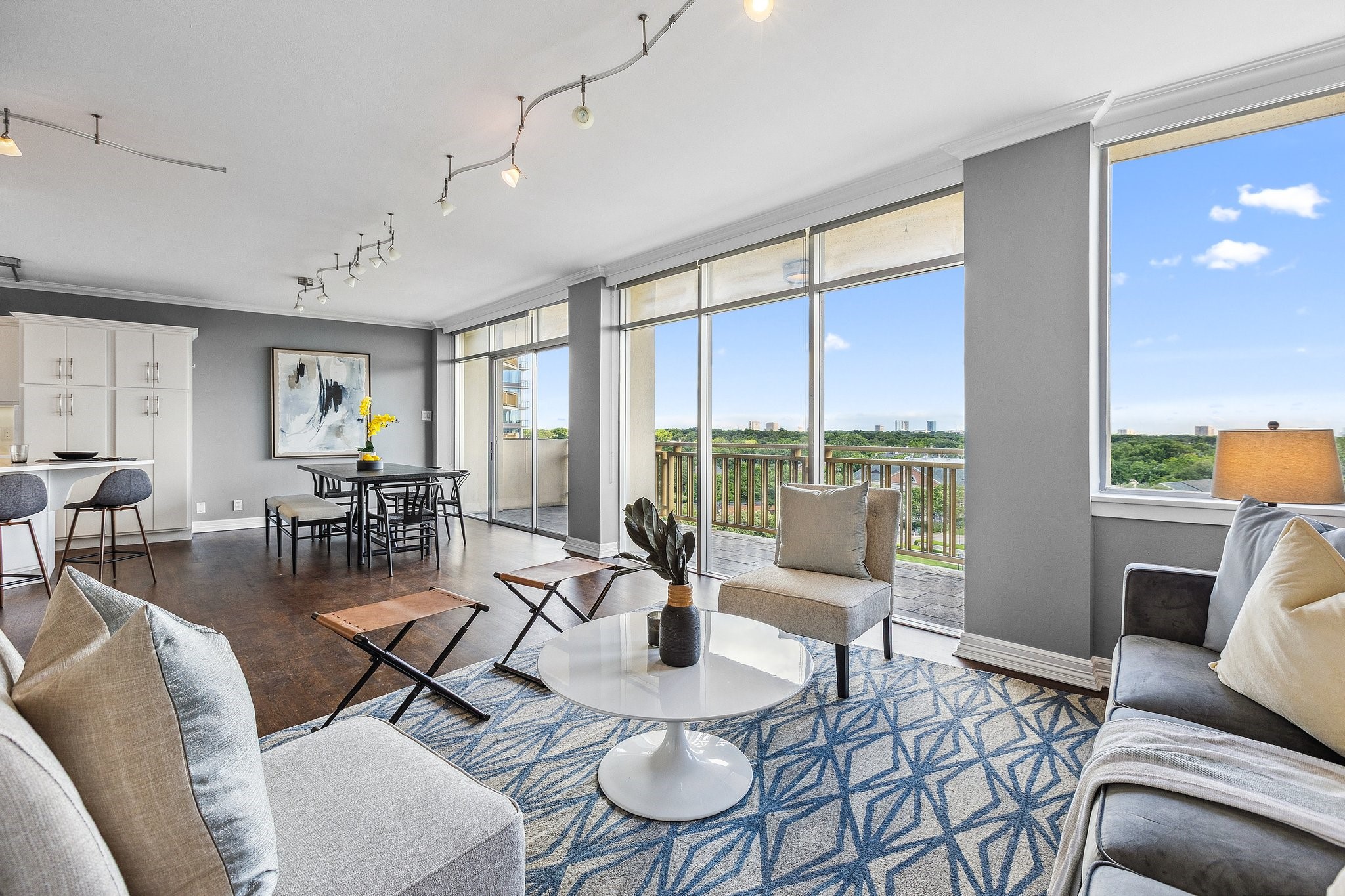 6211 W Northwest 701