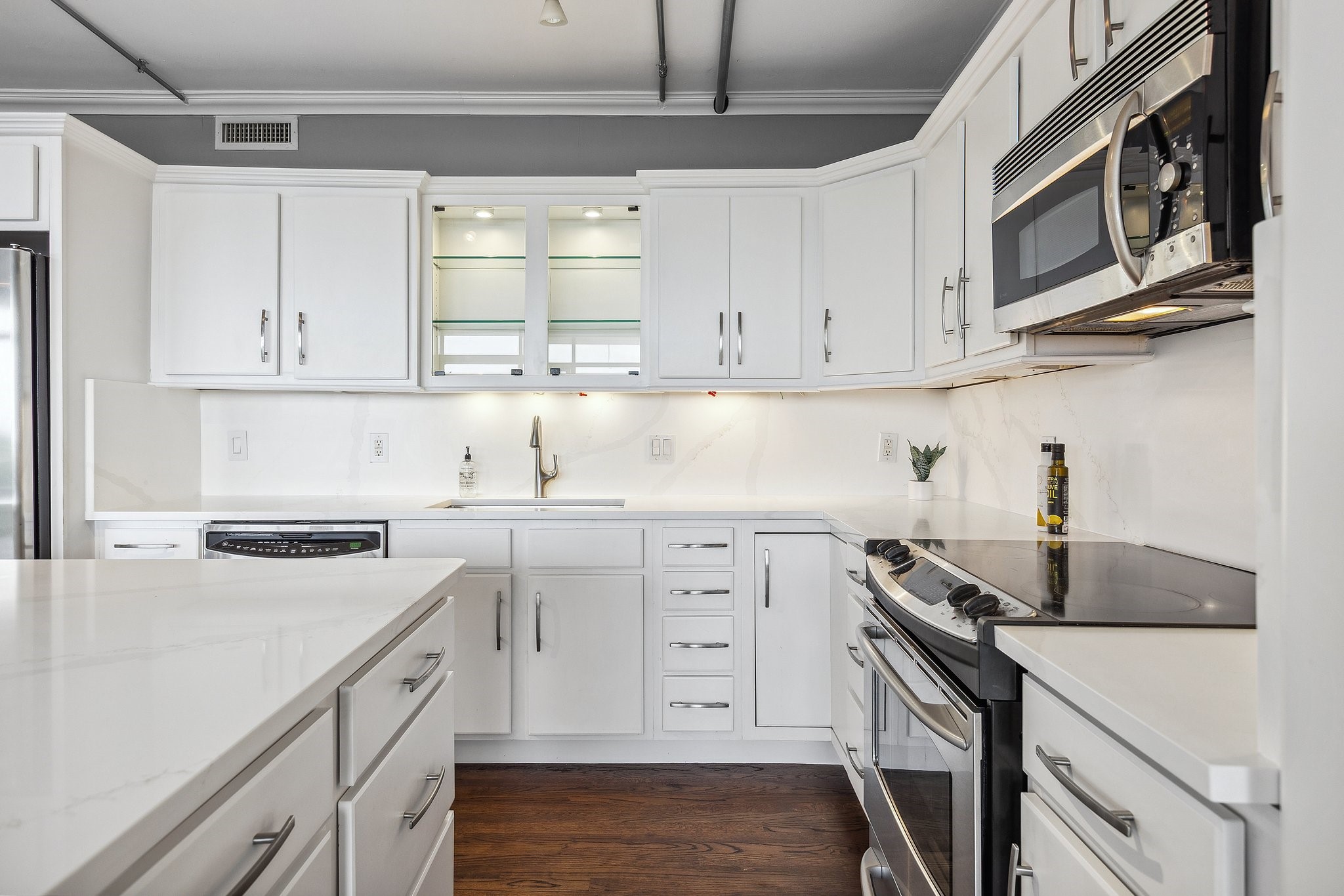 6211 W Northwest 701