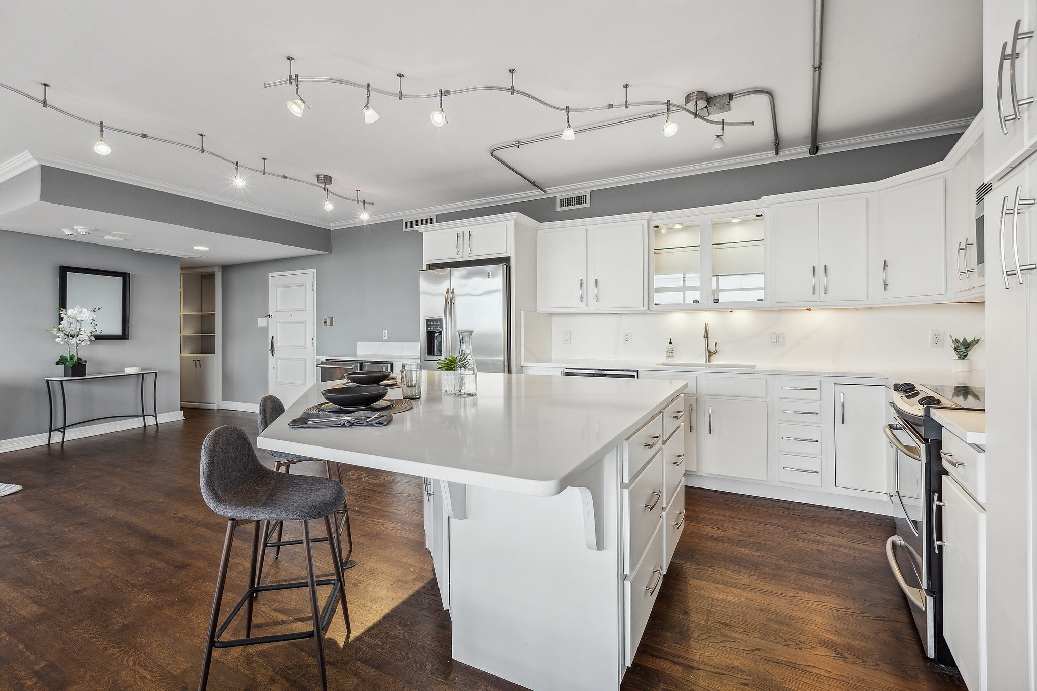 6211 W Northwest 701