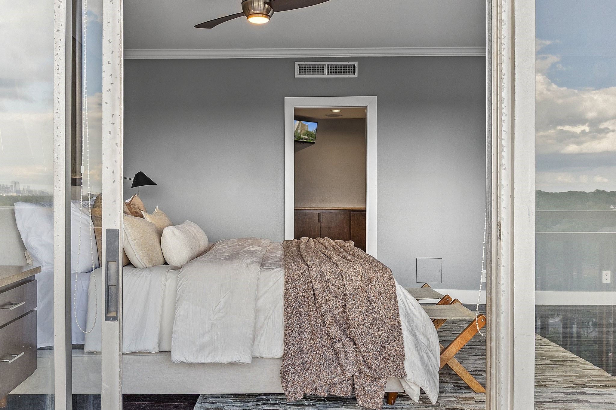 6211 W Northwest 701