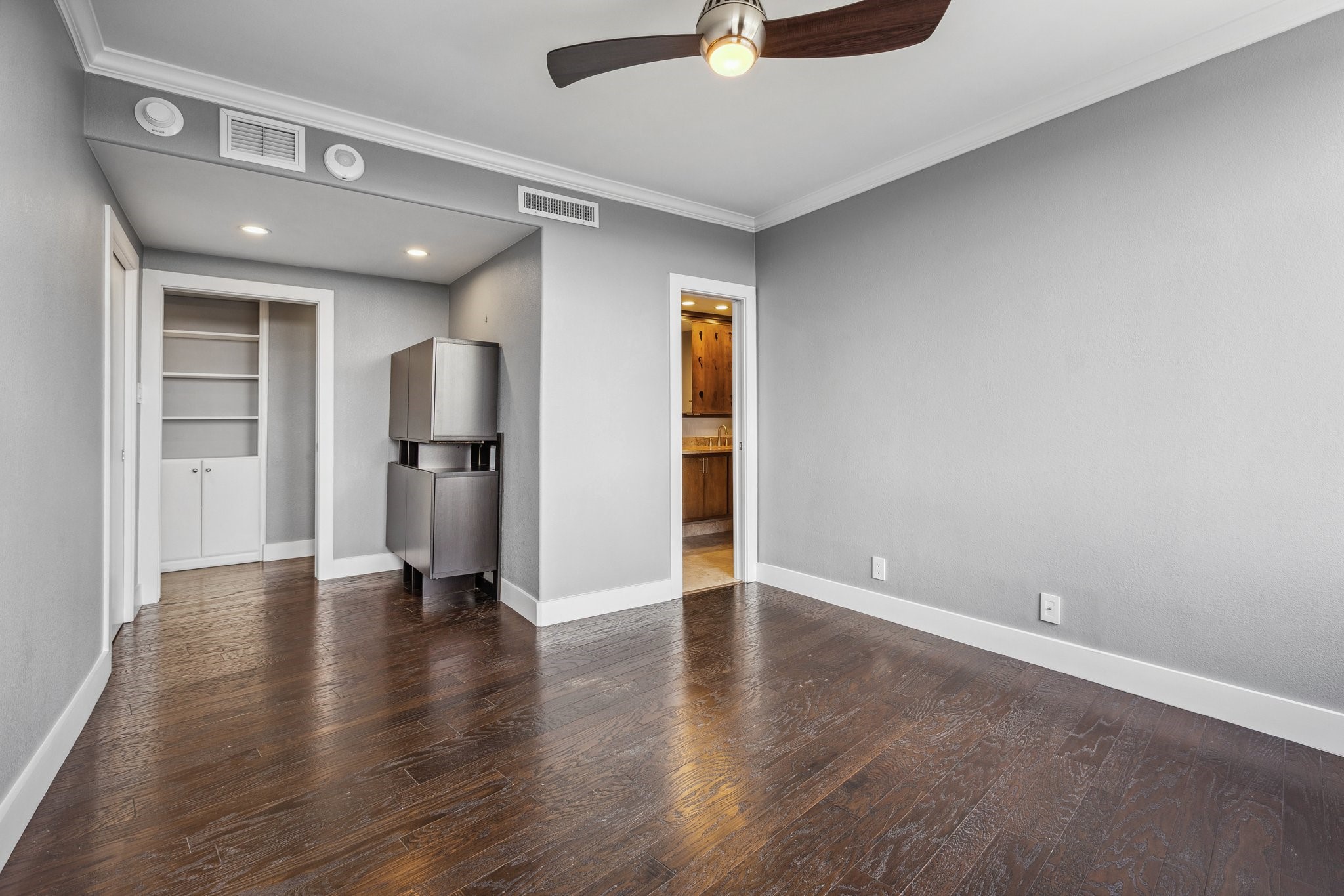 6211 W Northwest 701