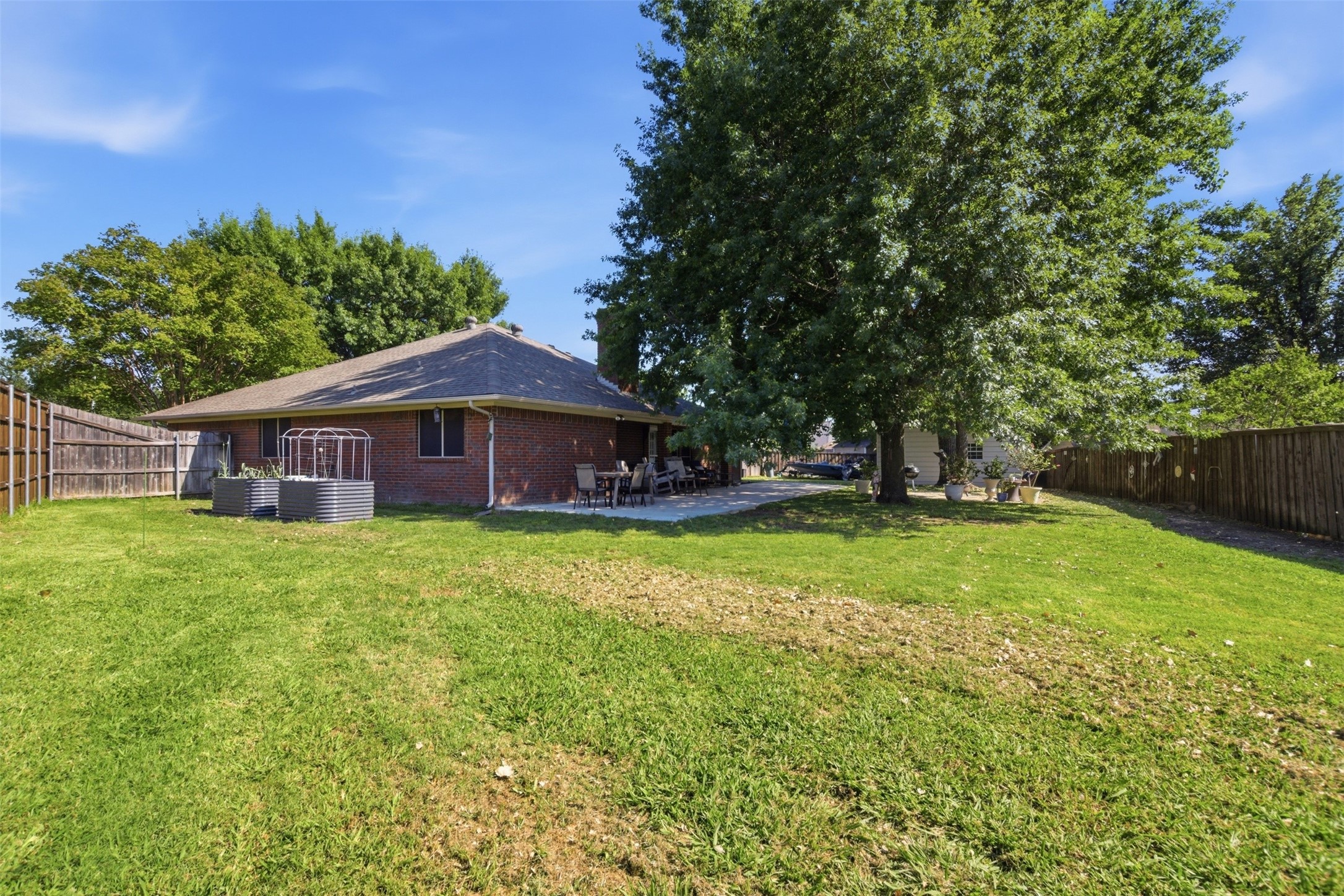 2505 Hillview Court