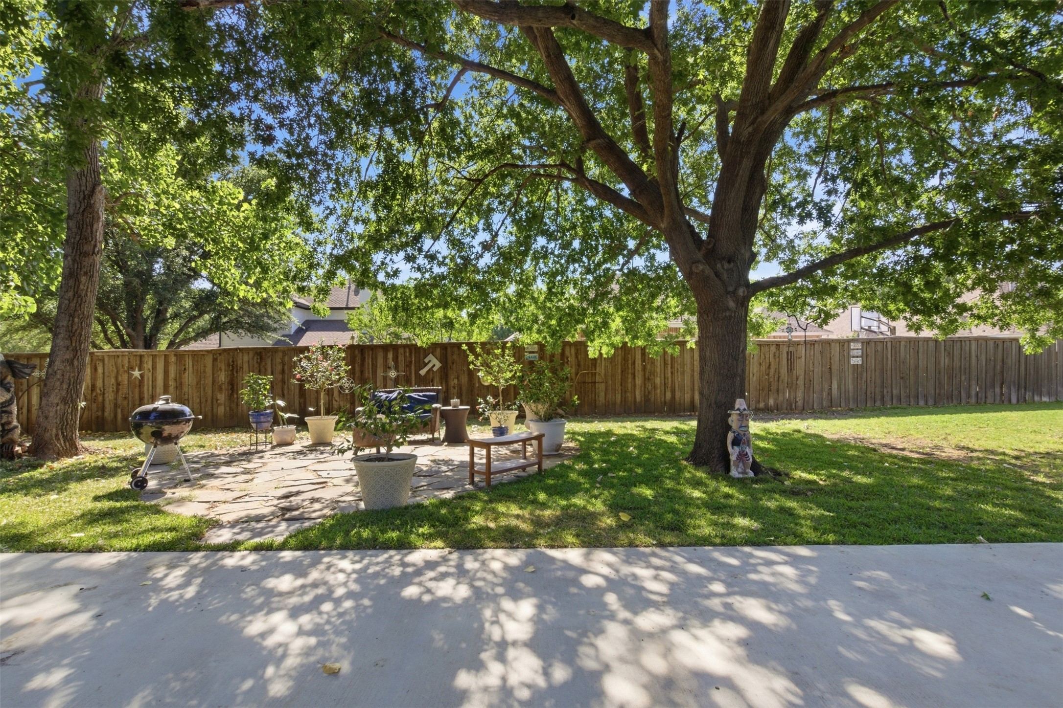 2505 Hillview Court