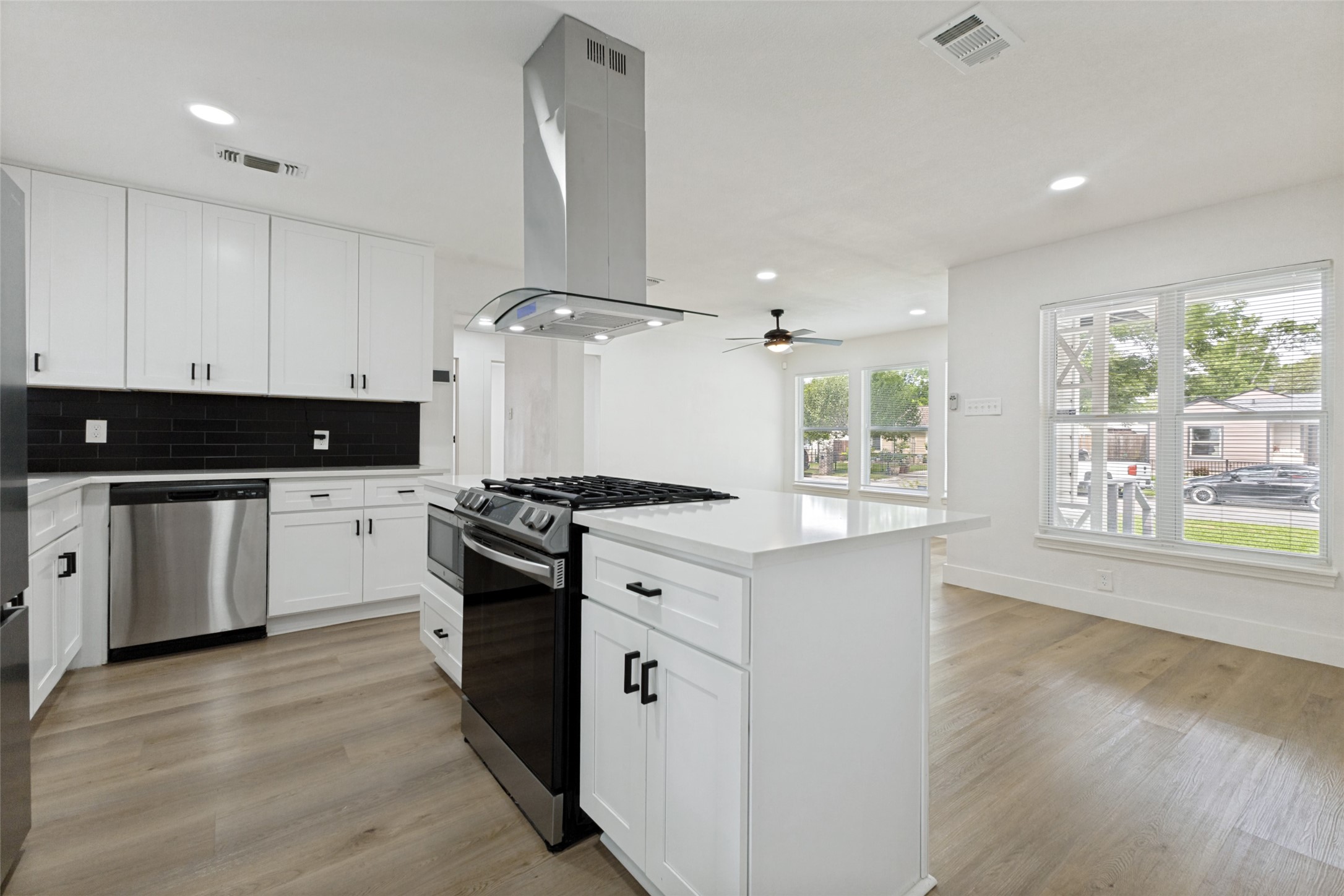 11016 Estacado Drive