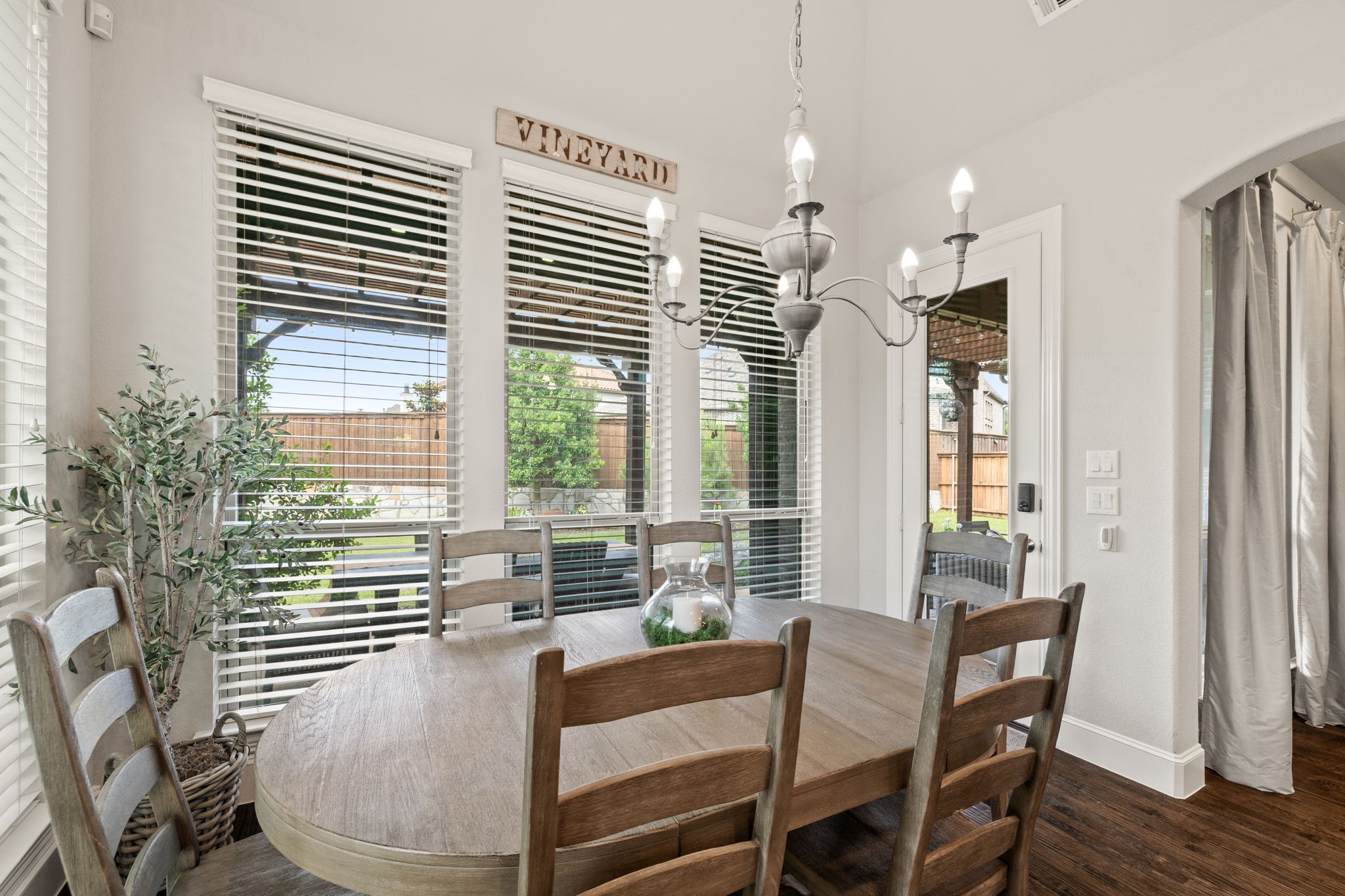 3808 Kennoway