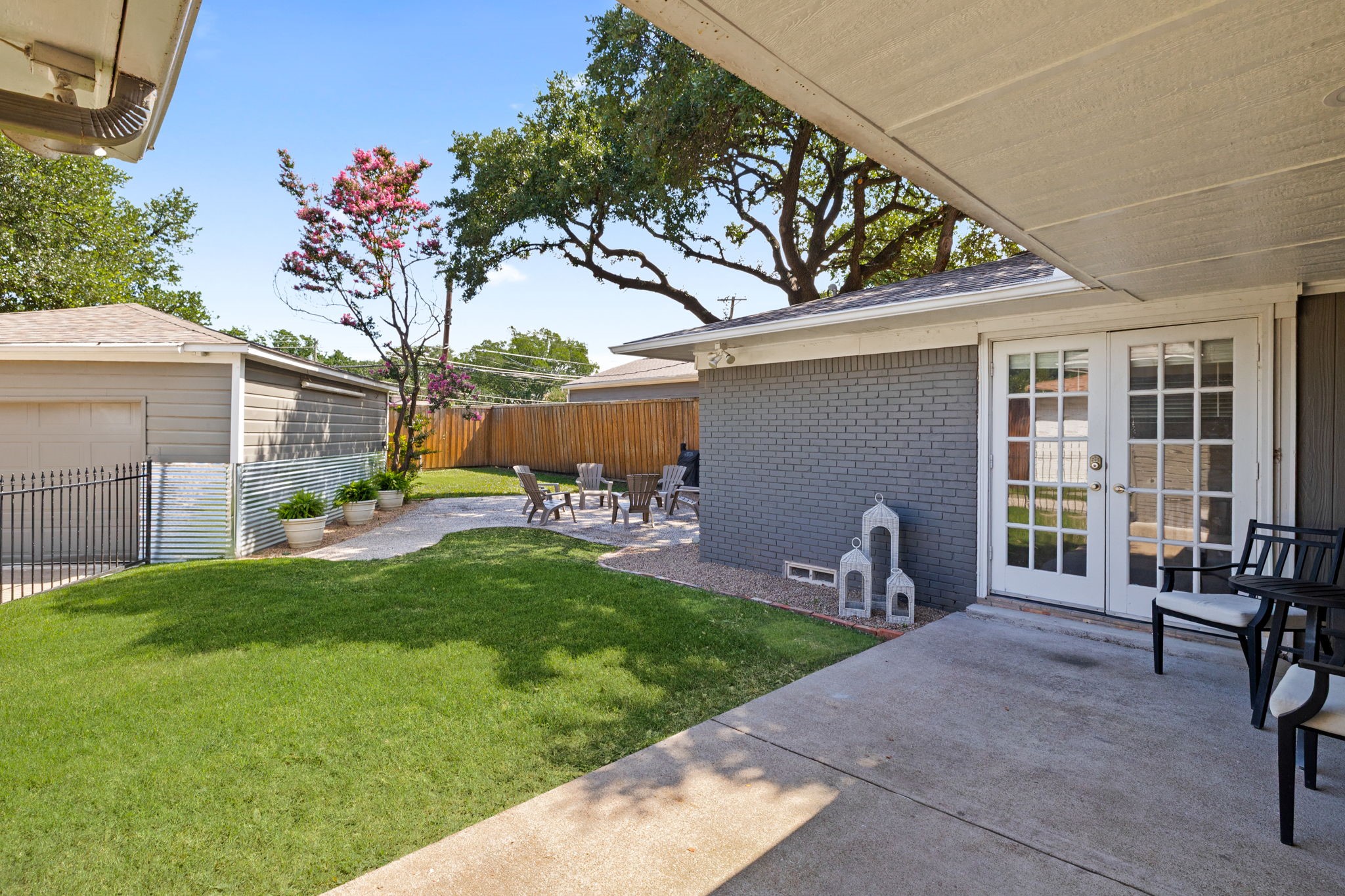 3537 Townsend Drive