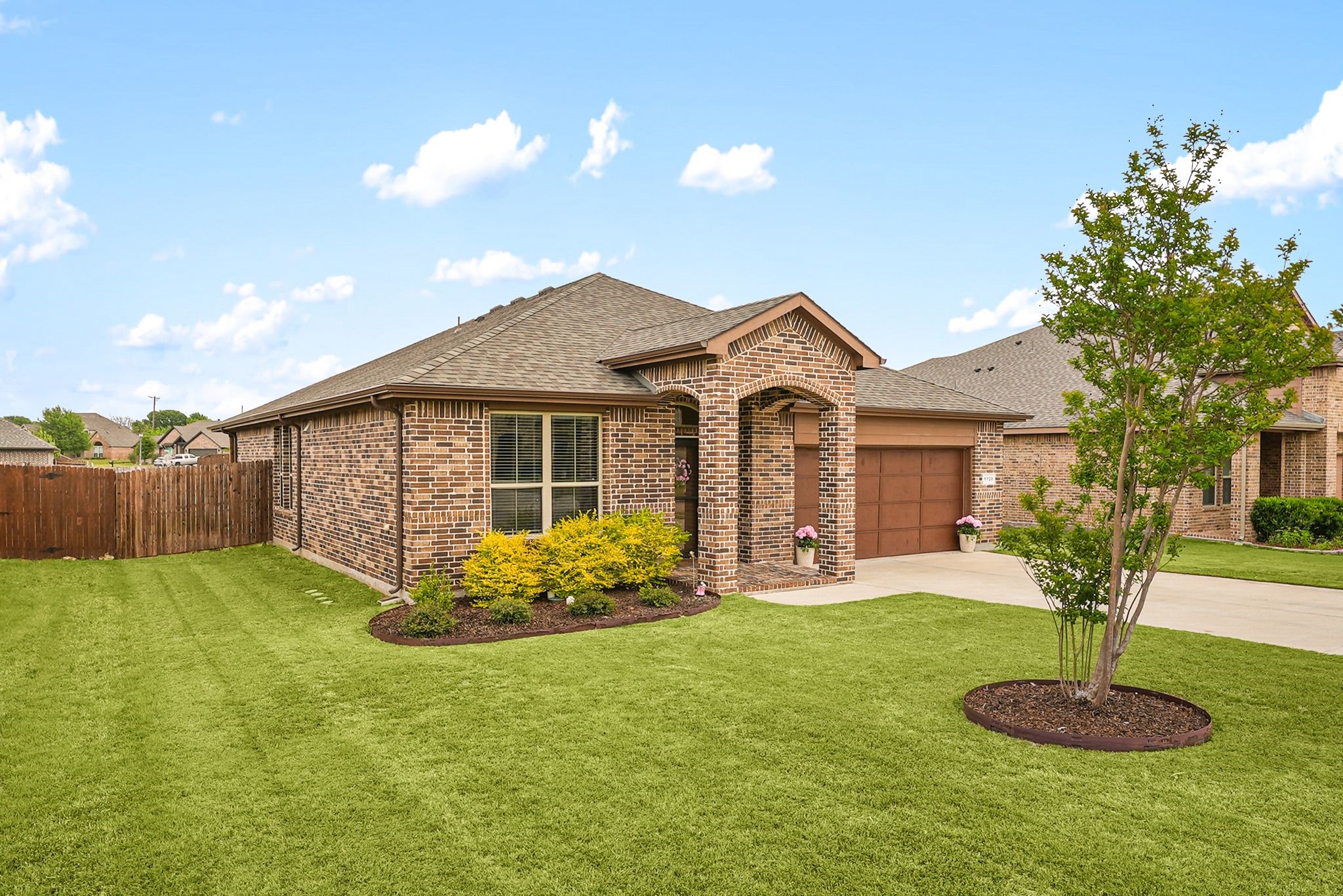 1720 Cross Creek Lane