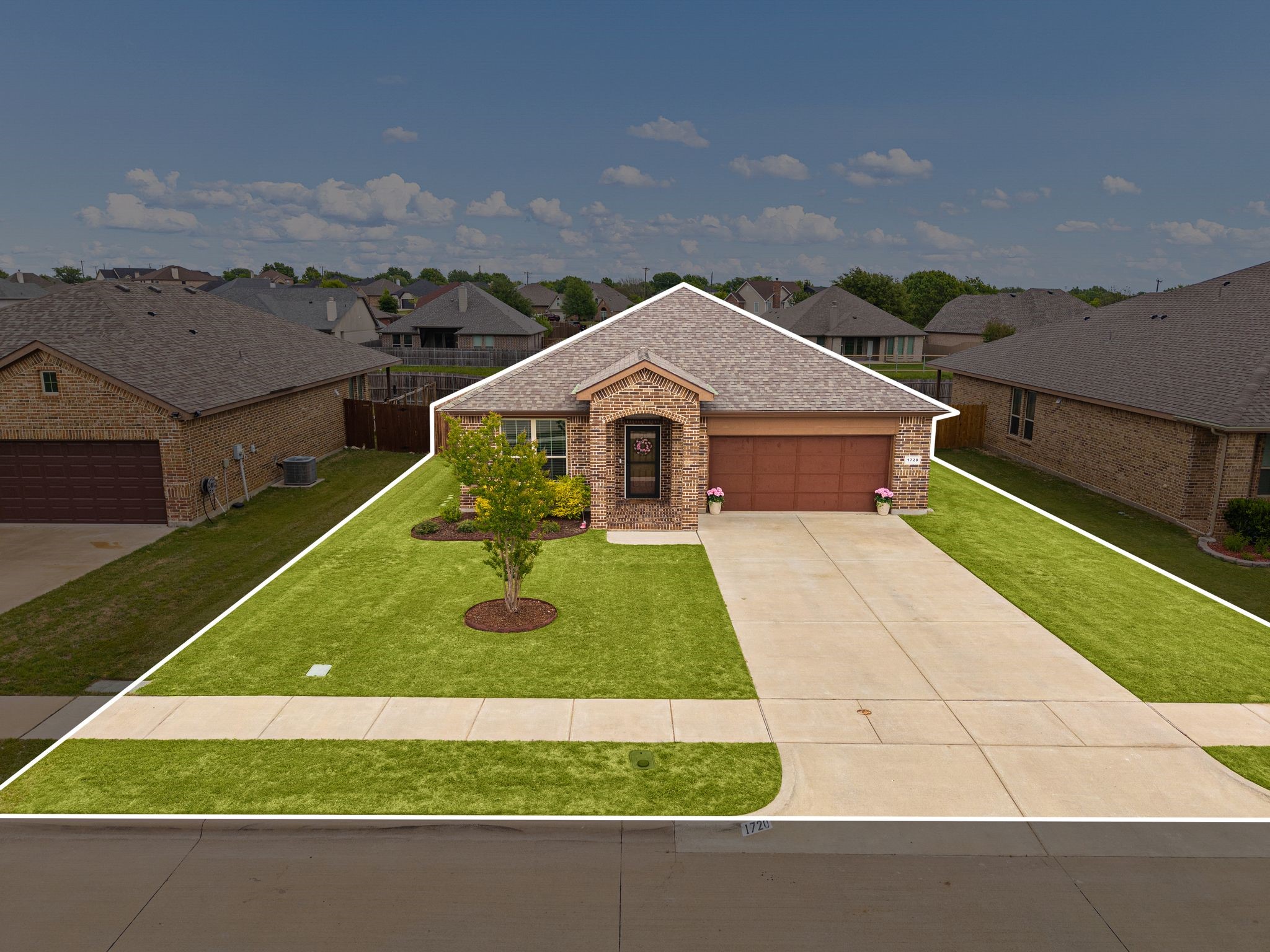 1720 Cross Creek Lane
