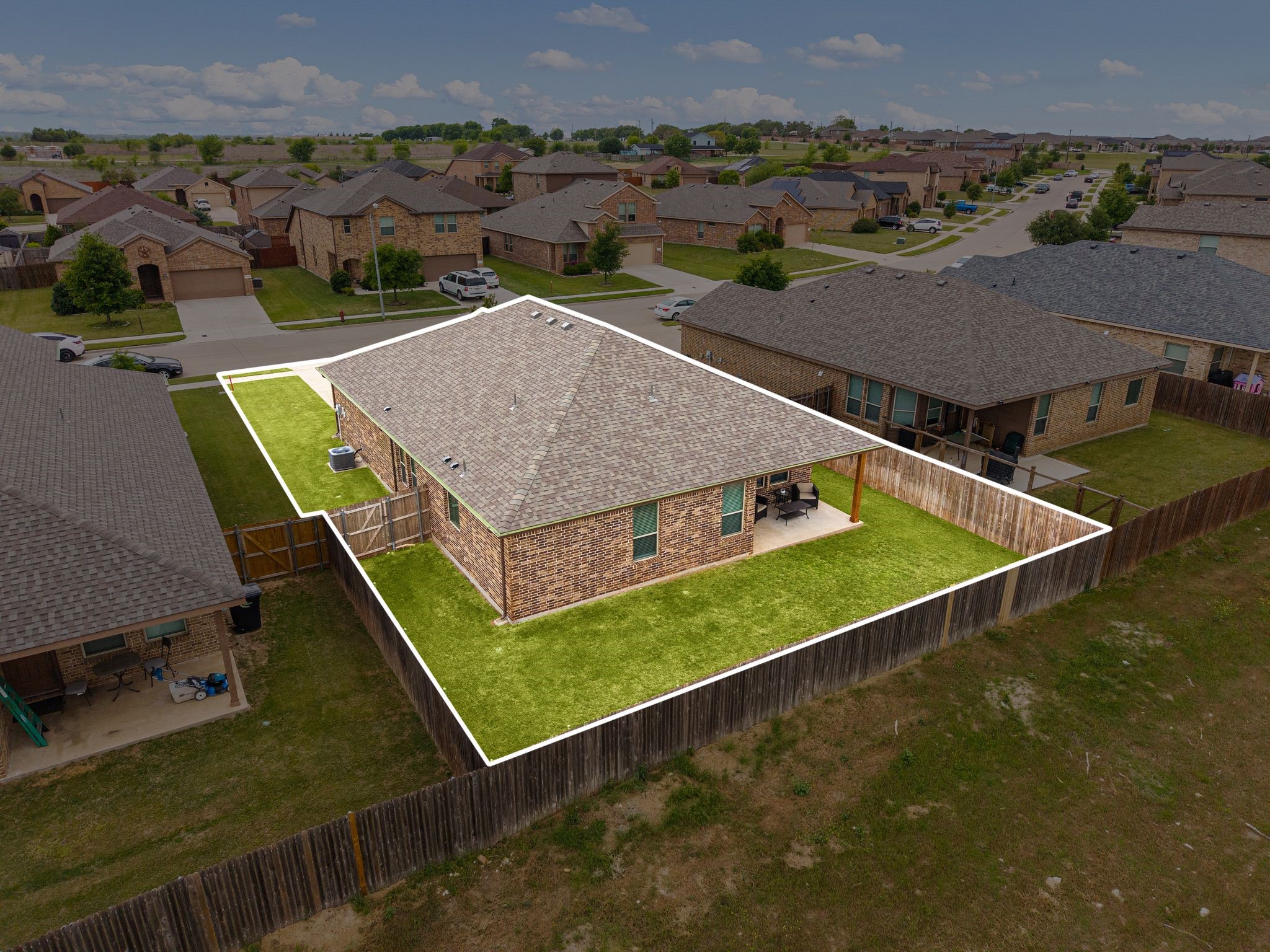 1720 Cross Creek Lane