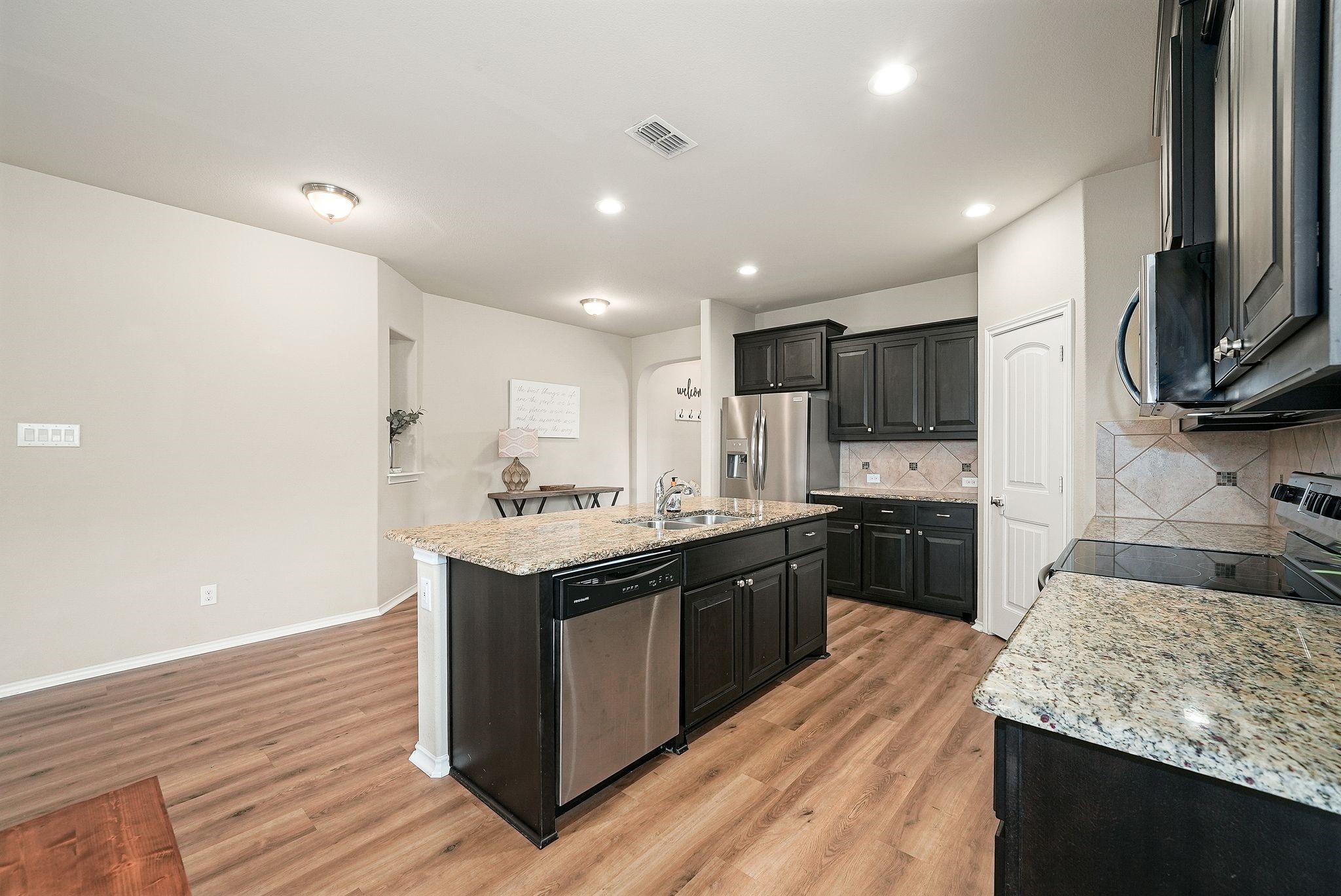 1720 Cross Creek Lane