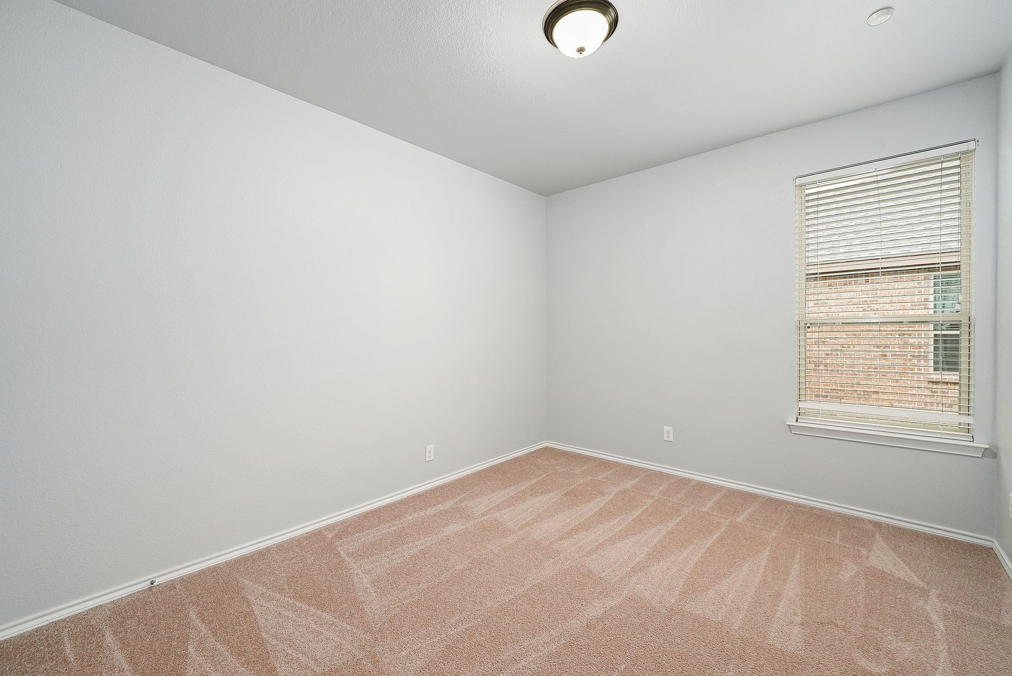 1720 Cross Creek Lane