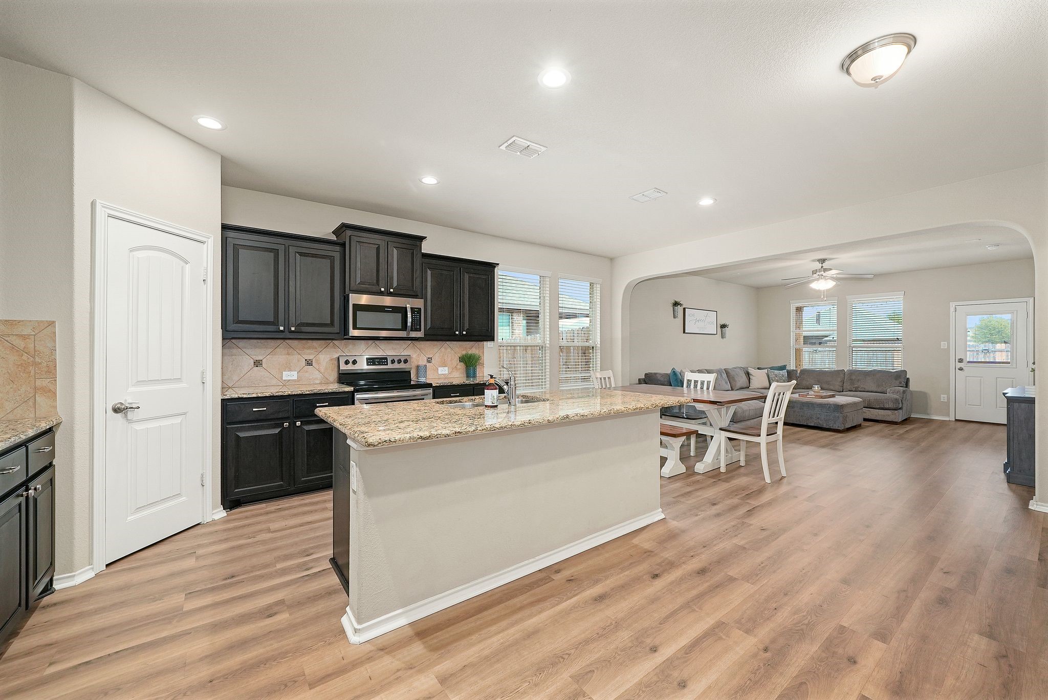1720 Cross Creek Lane