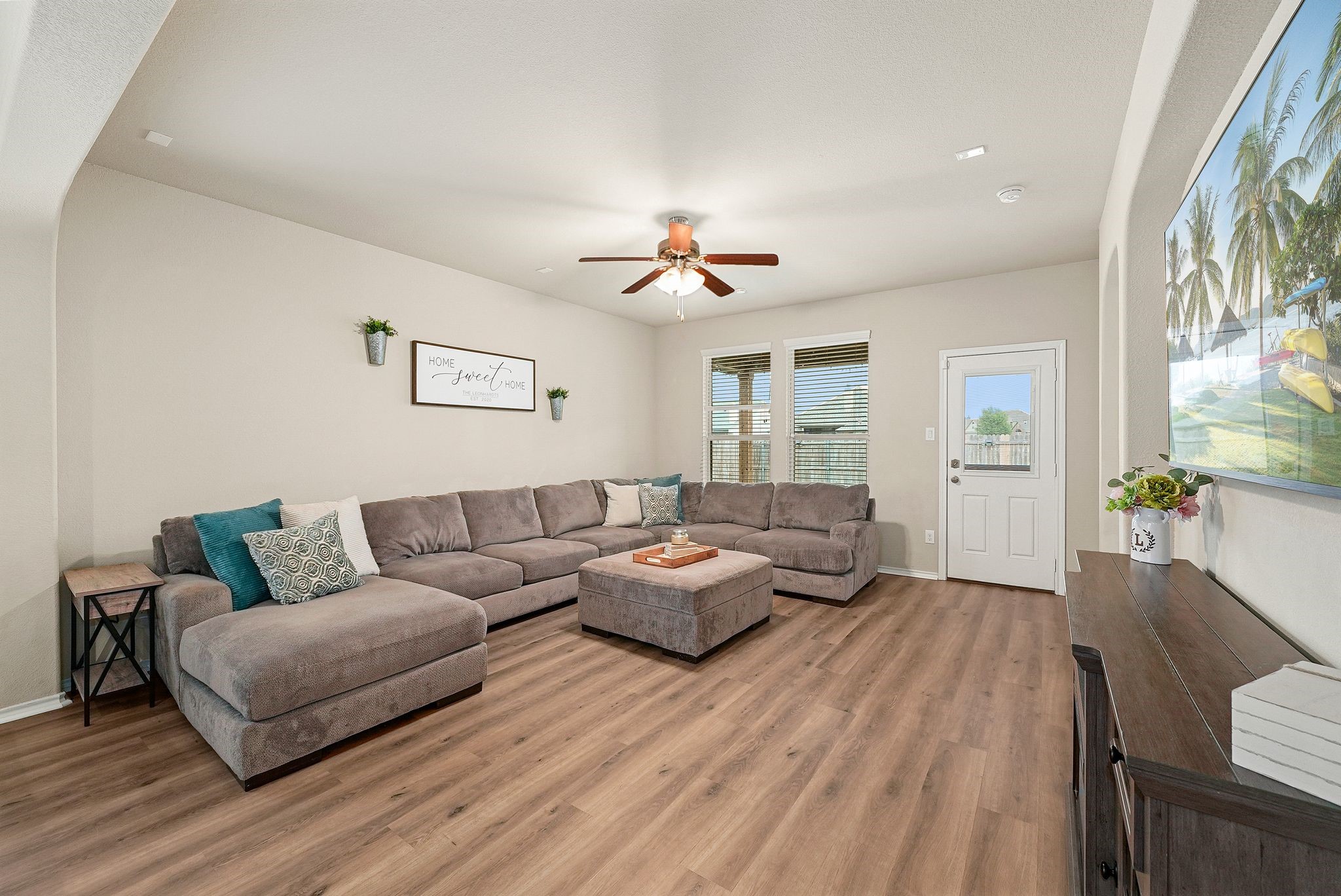 1720 Cross Creek Lane