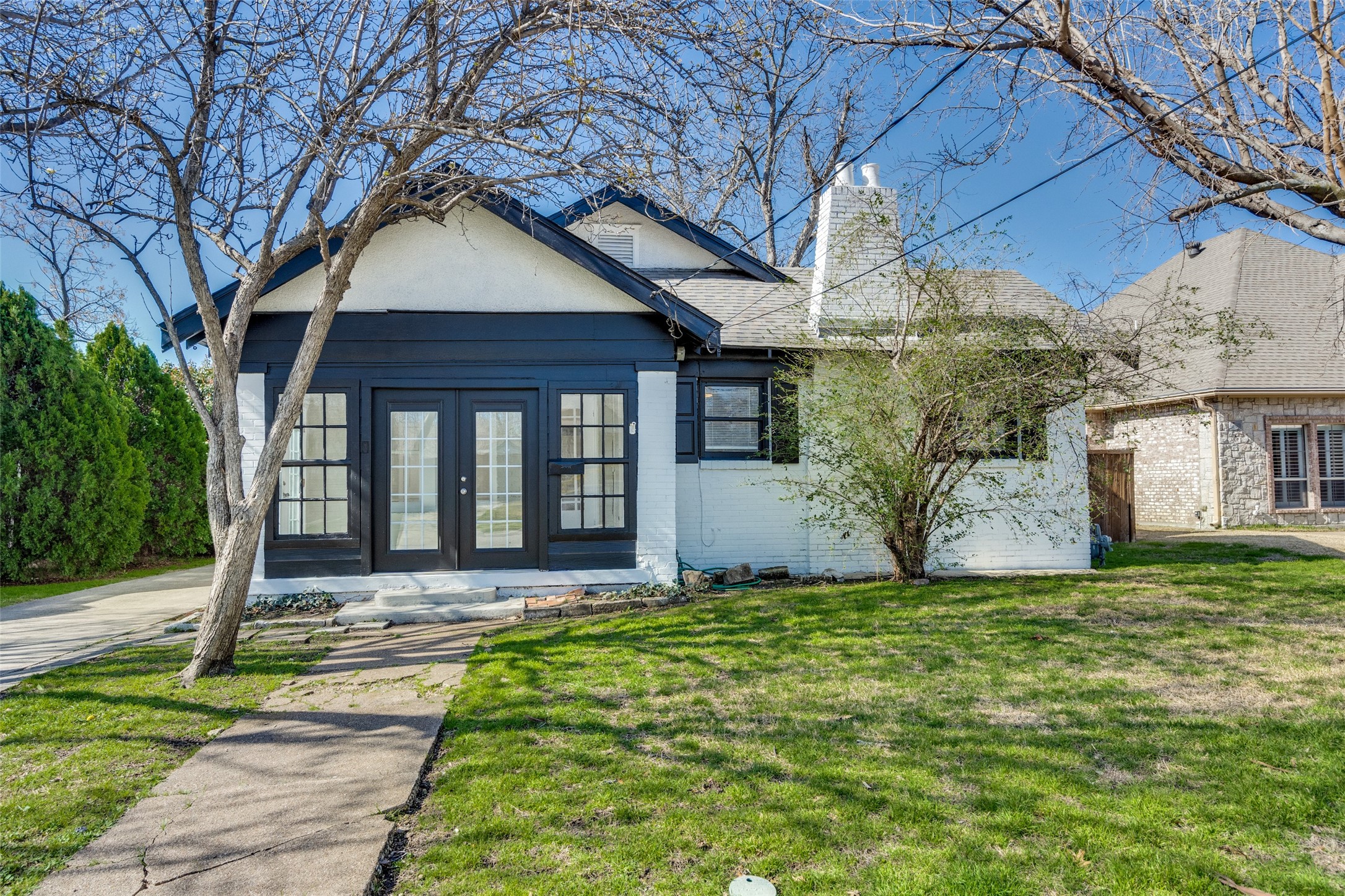 5011 Parkland Avenue