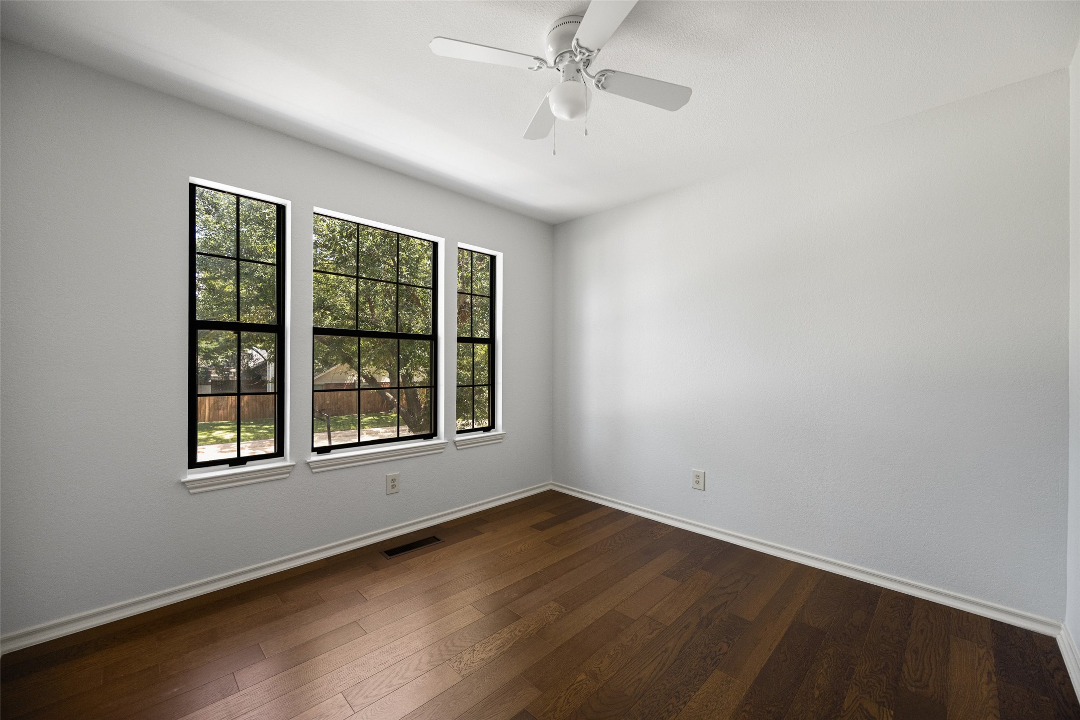 557 Dove Creek Circle