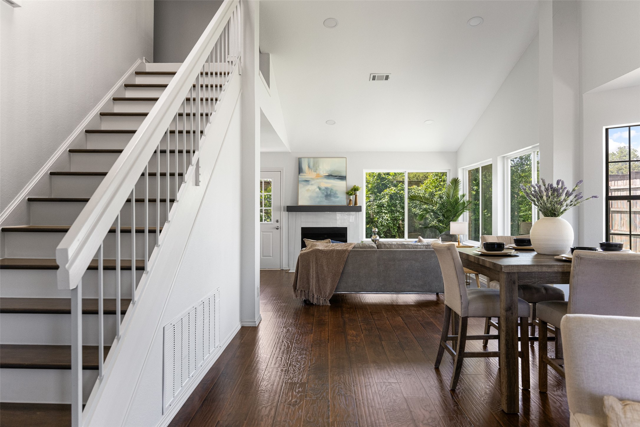 557 Dove Creek Circle