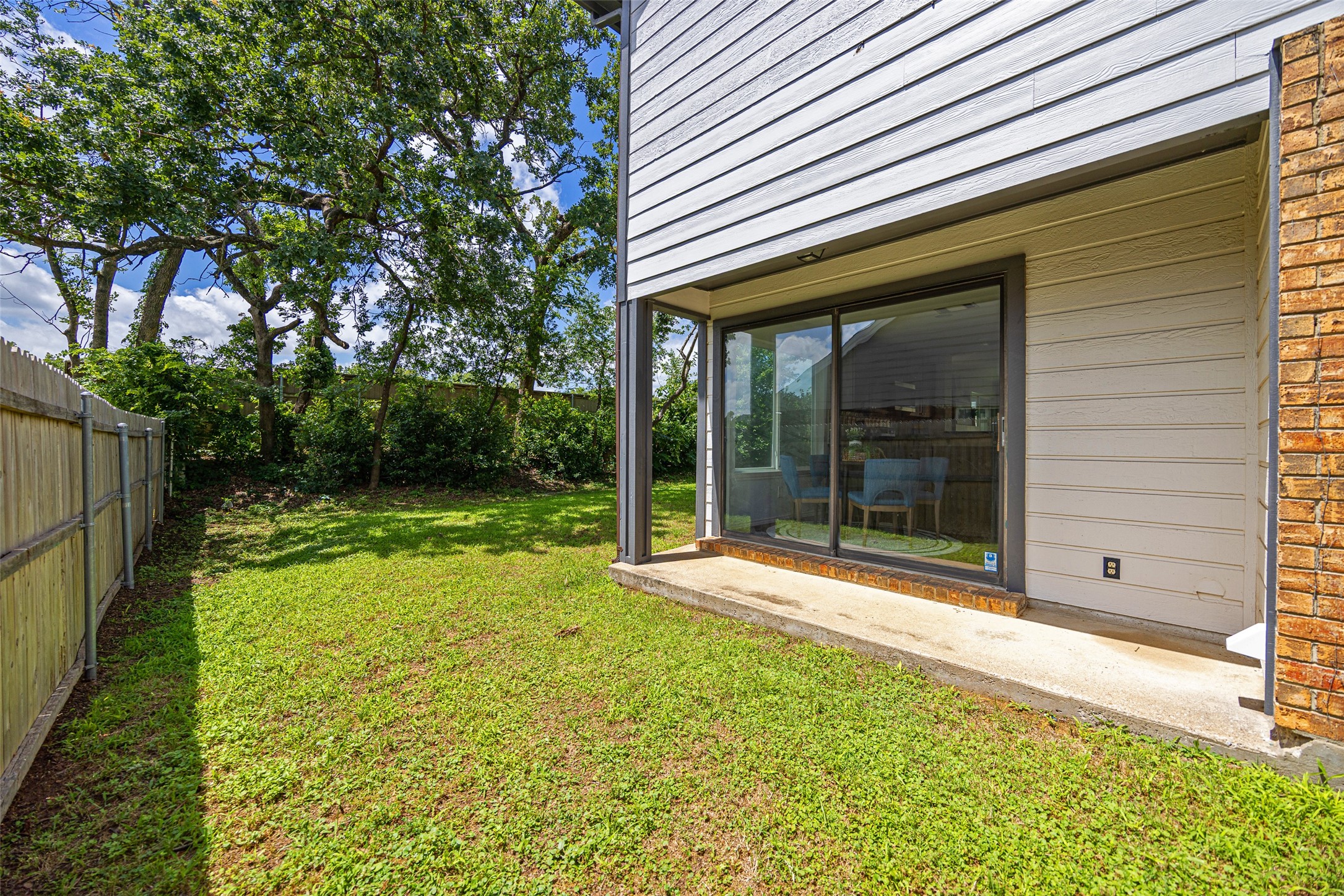 557 Dove Creek Circle