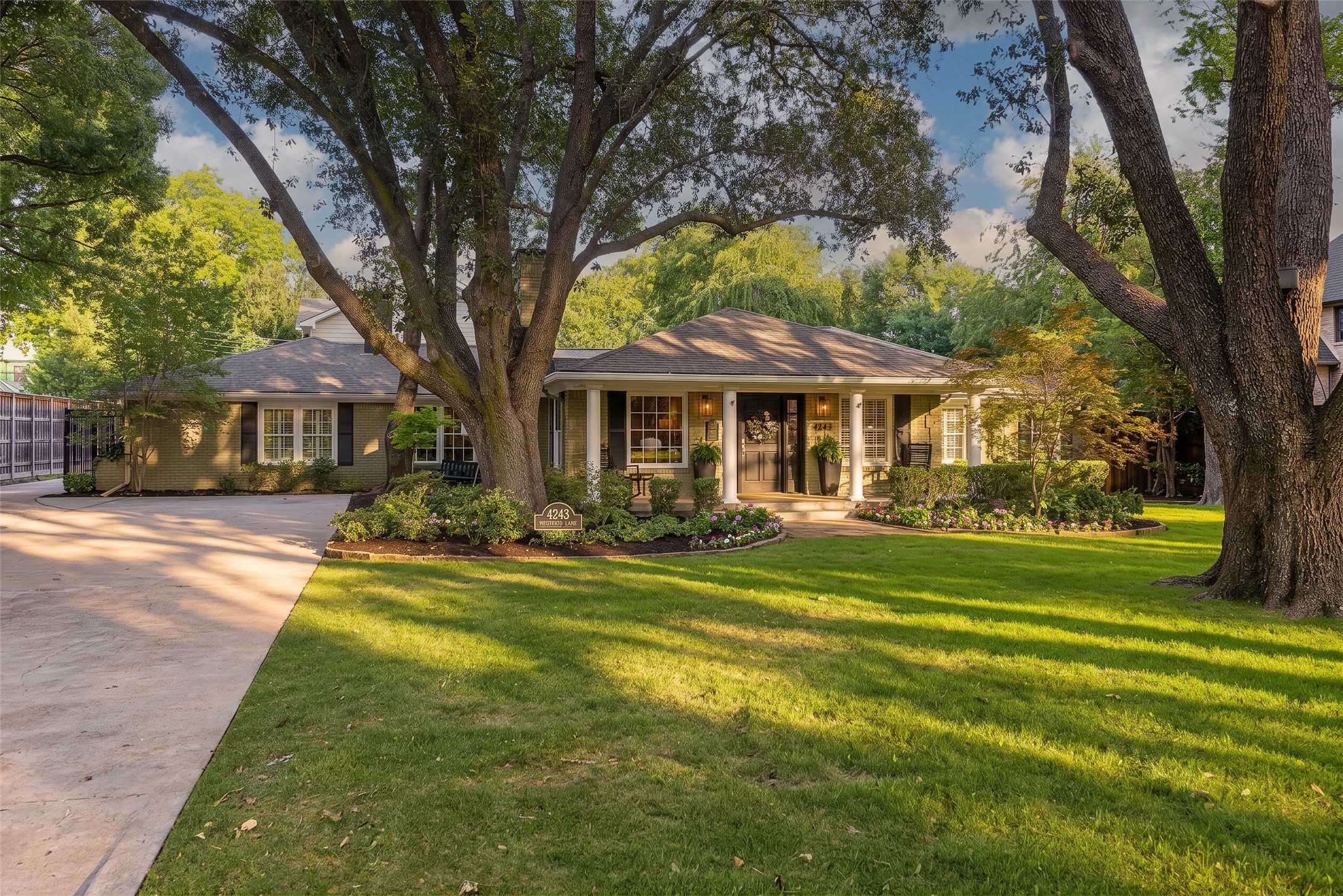 4243 Beechwood Lane