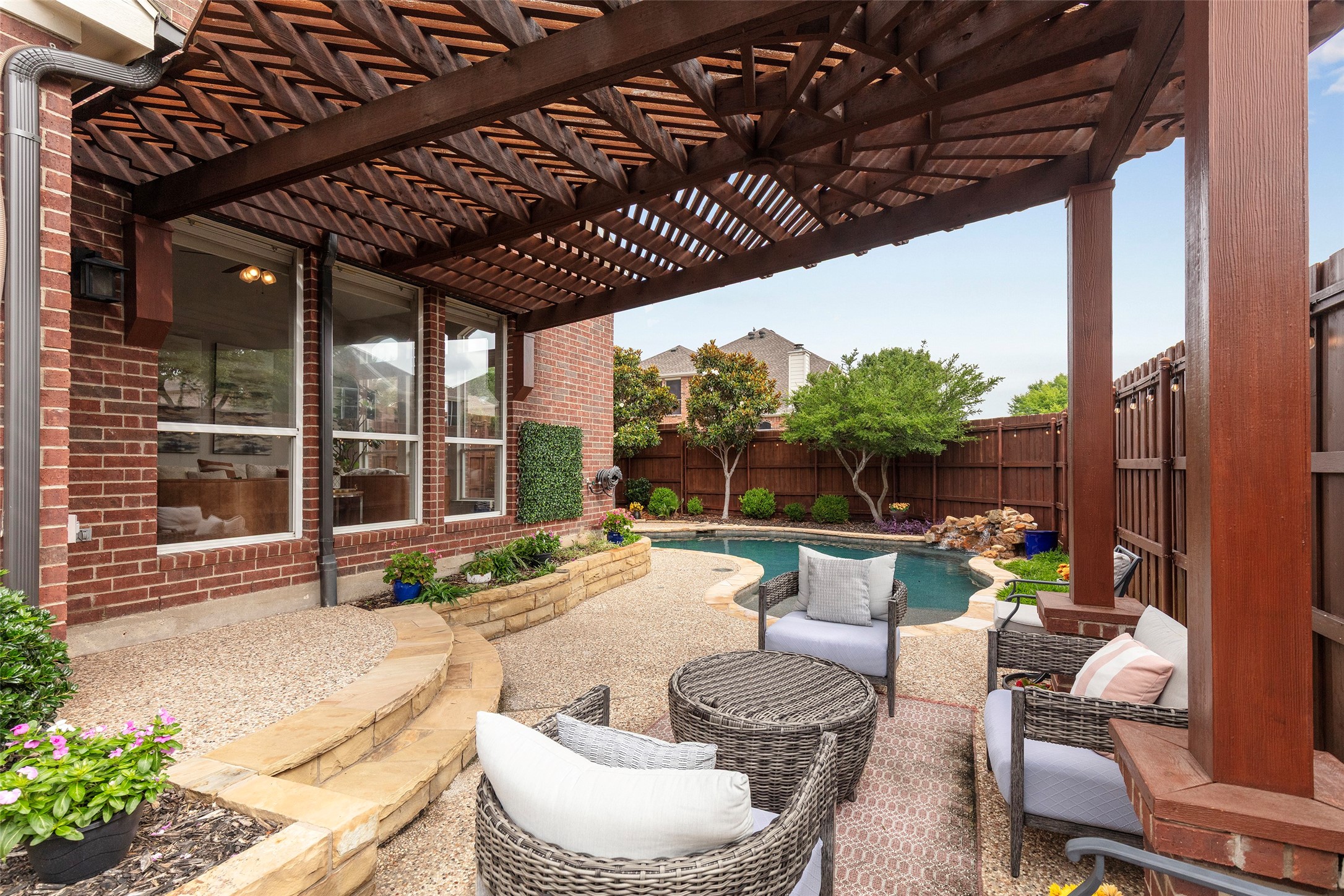 2996 La vista Lane
